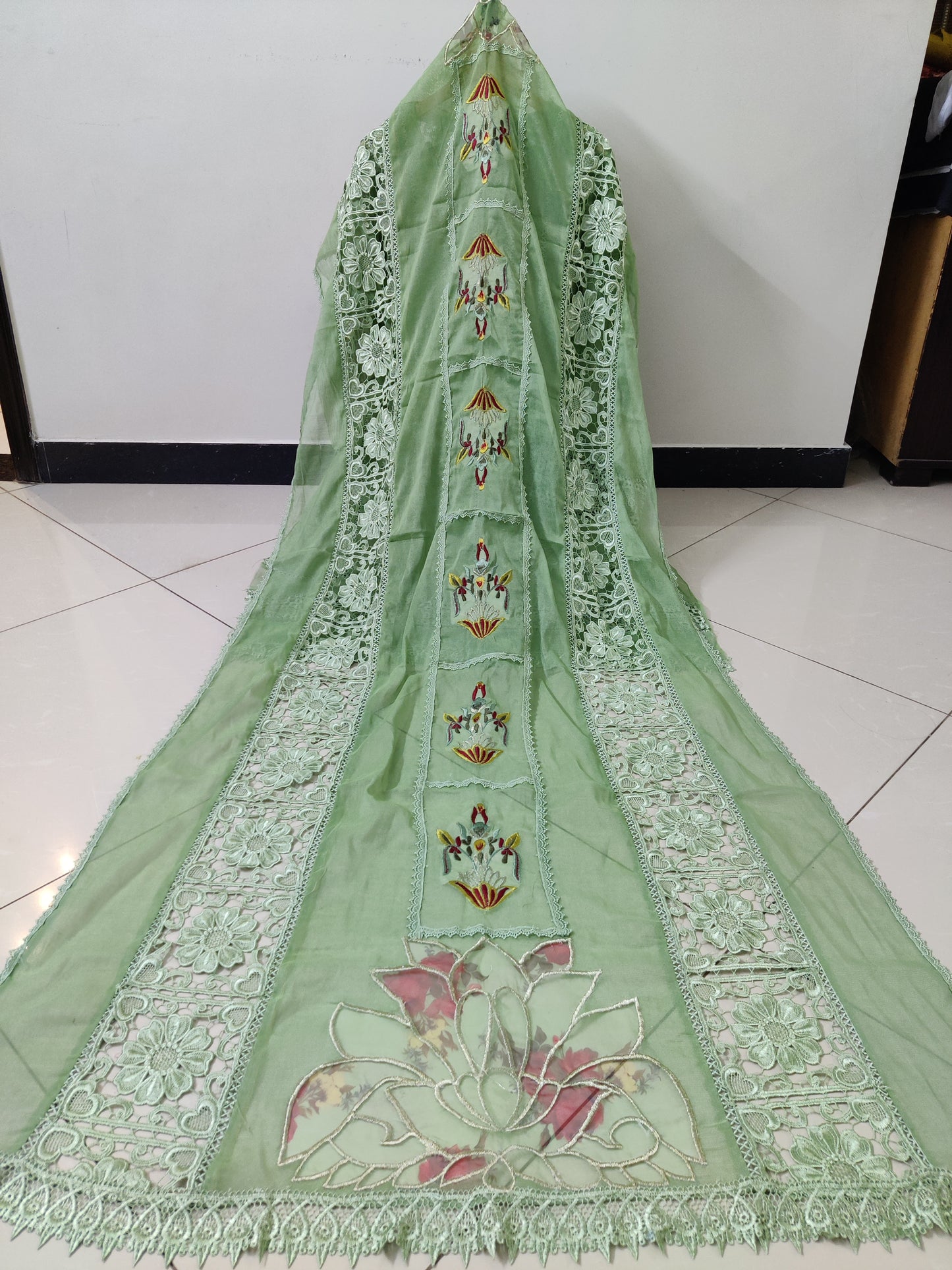Heavy duppatta 3pc Apple Green