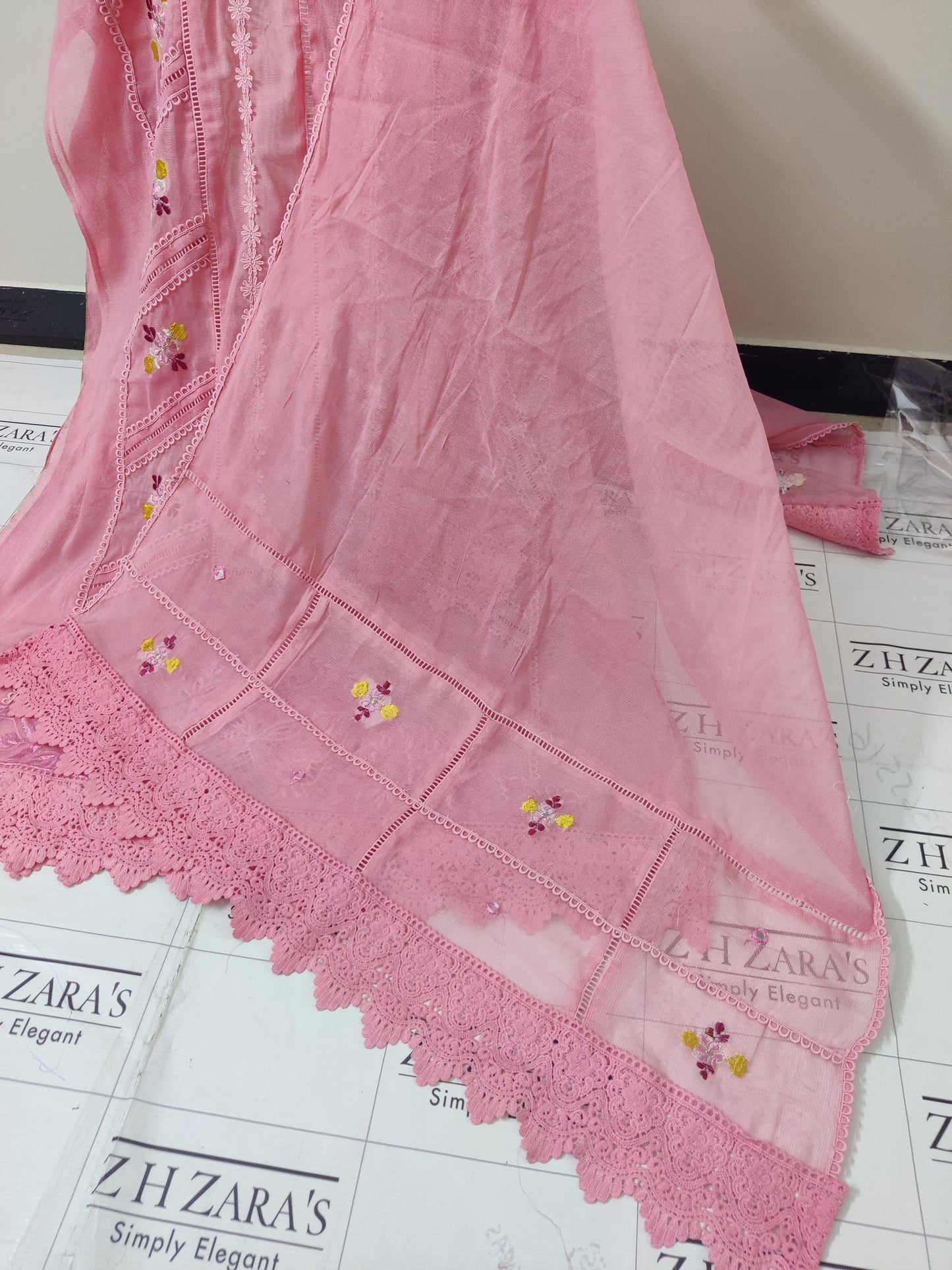 Teapink Cut Panel Cutwork 3pc