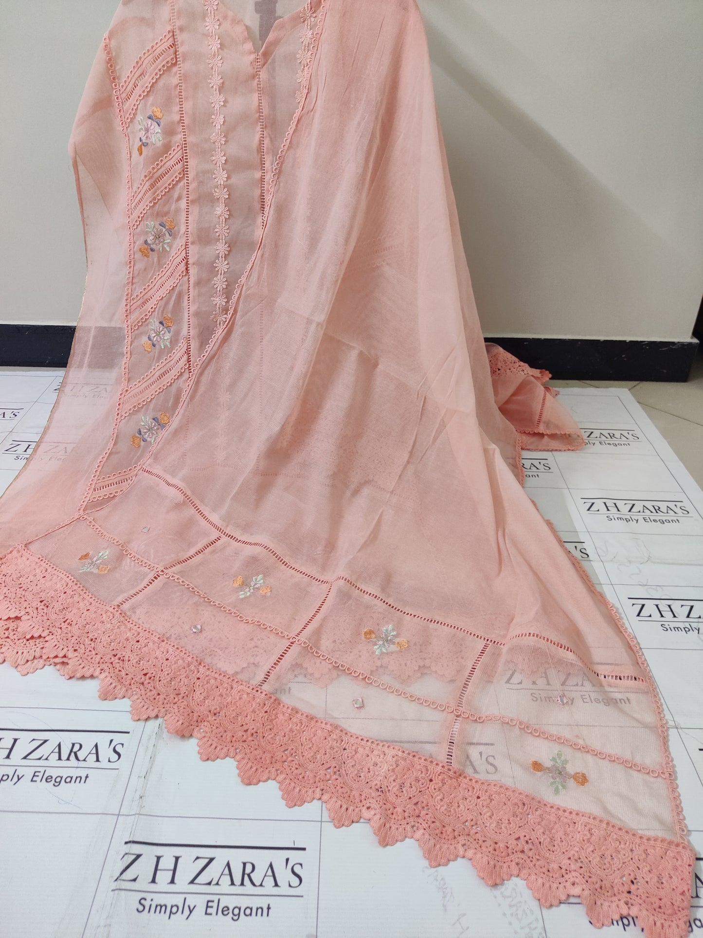 Peach Cut Panel Cutwork 3pc