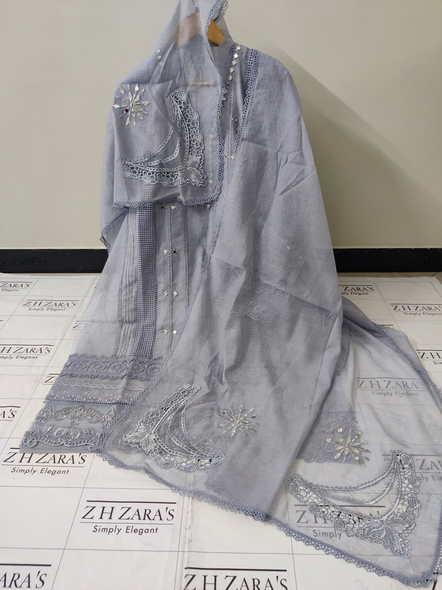 Grey Mirror Cutwork 2pc