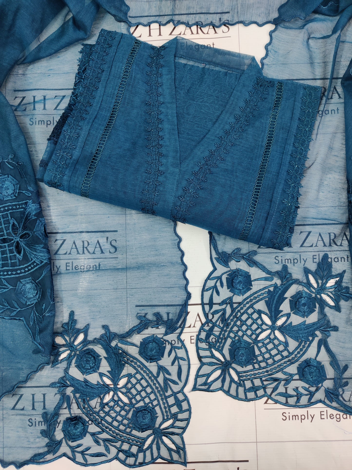 3d Cutwork Daman Peacock 2pc