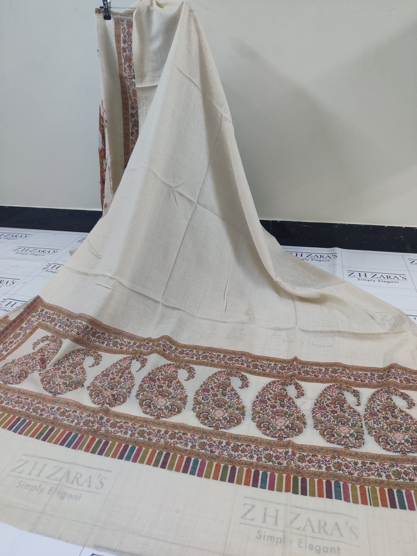 Cream Foan Jacquard Kani Pashmina 3pc