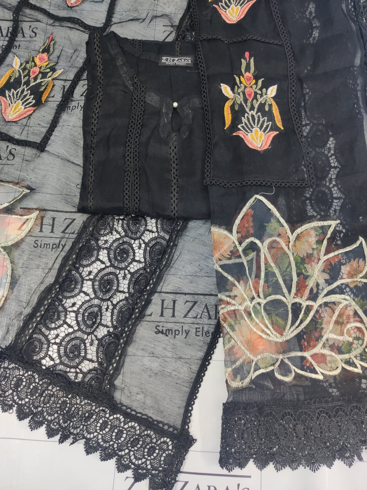 Heavy duppatta 3pc Black