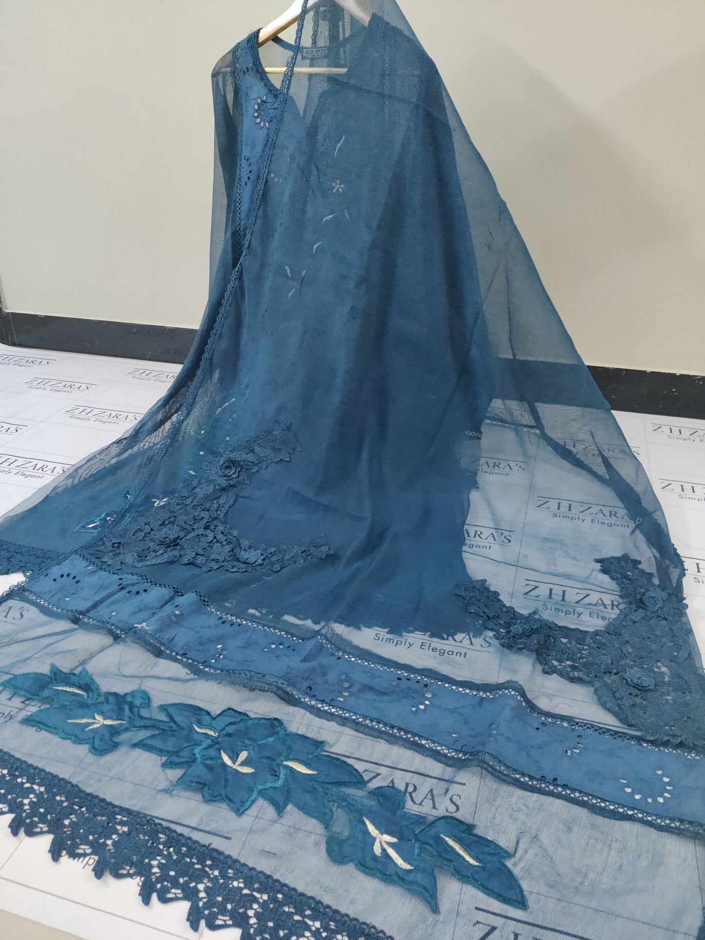 Silk applique 3pc Peacock Blue