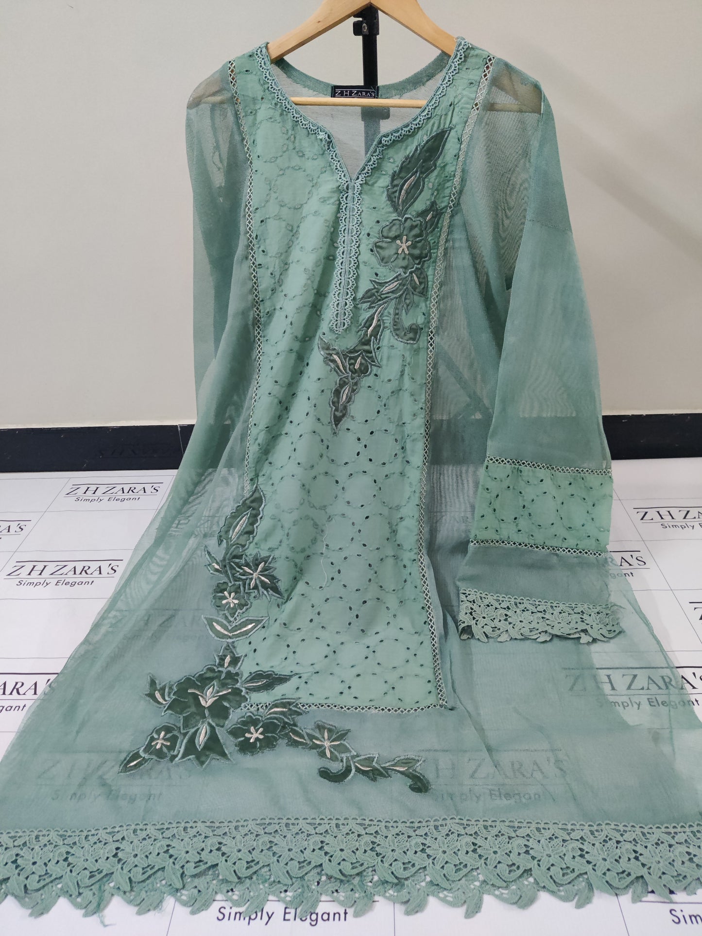 Silk applique 3pc Mint Green