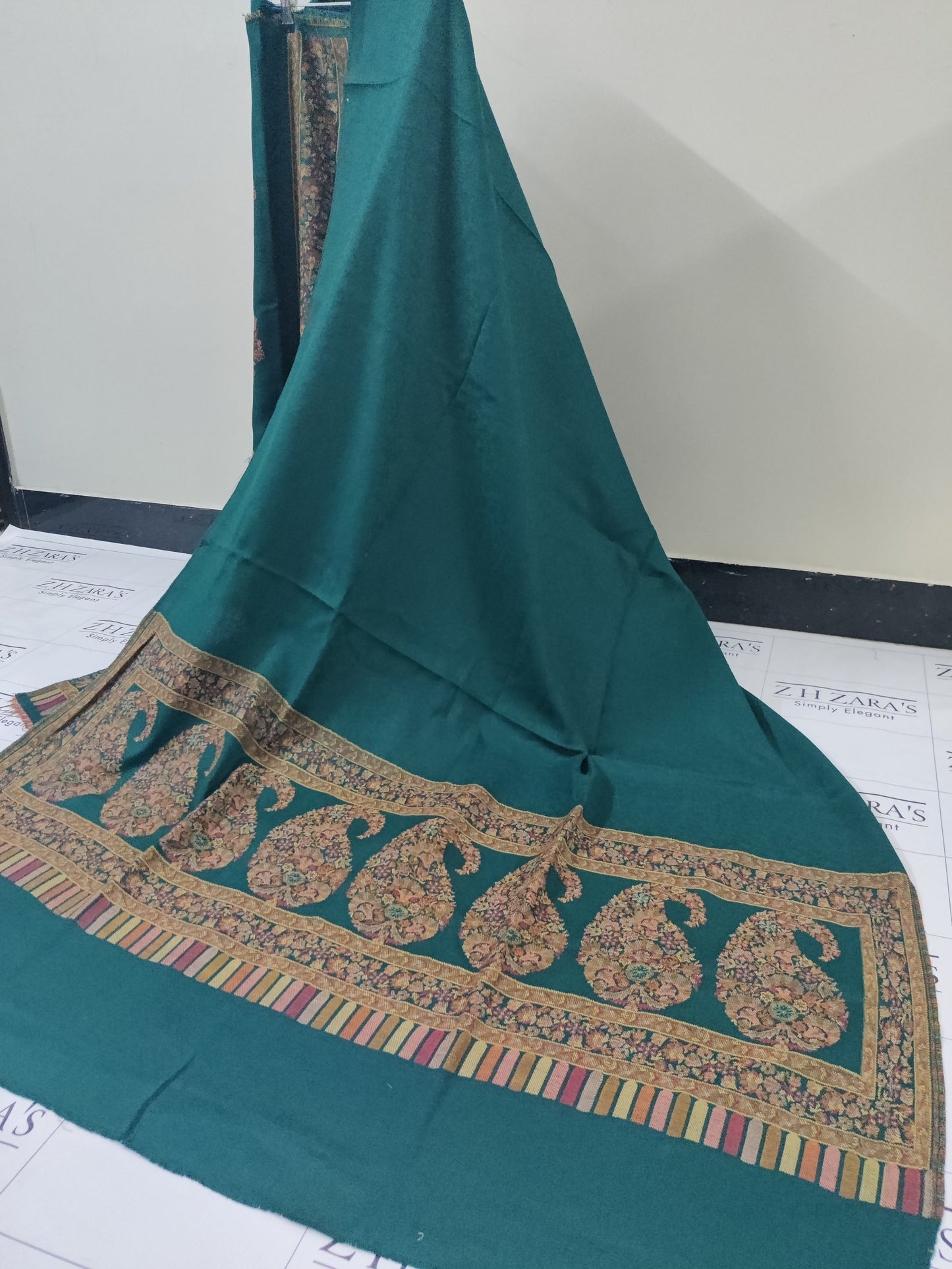 Emerald Peacock Green Jacquard Kani Pashmina 3pc