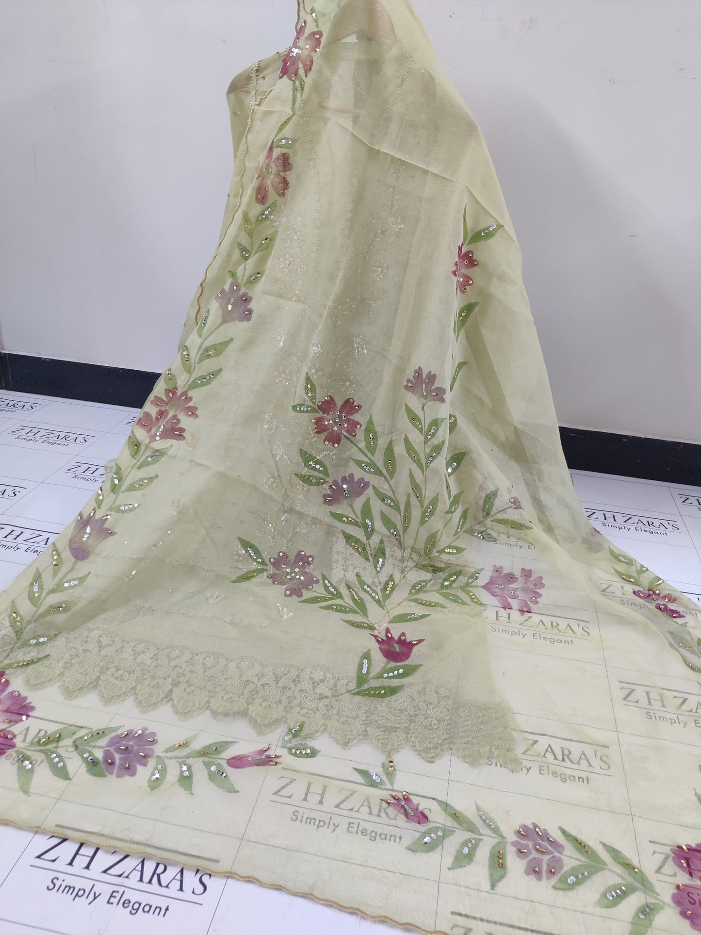 Apple Green Brush & Beads 2pc