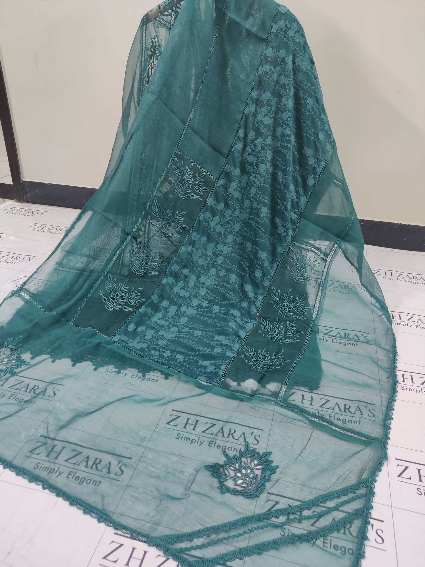 Duppata Cutwork Peacock Emerald Green 2pc
