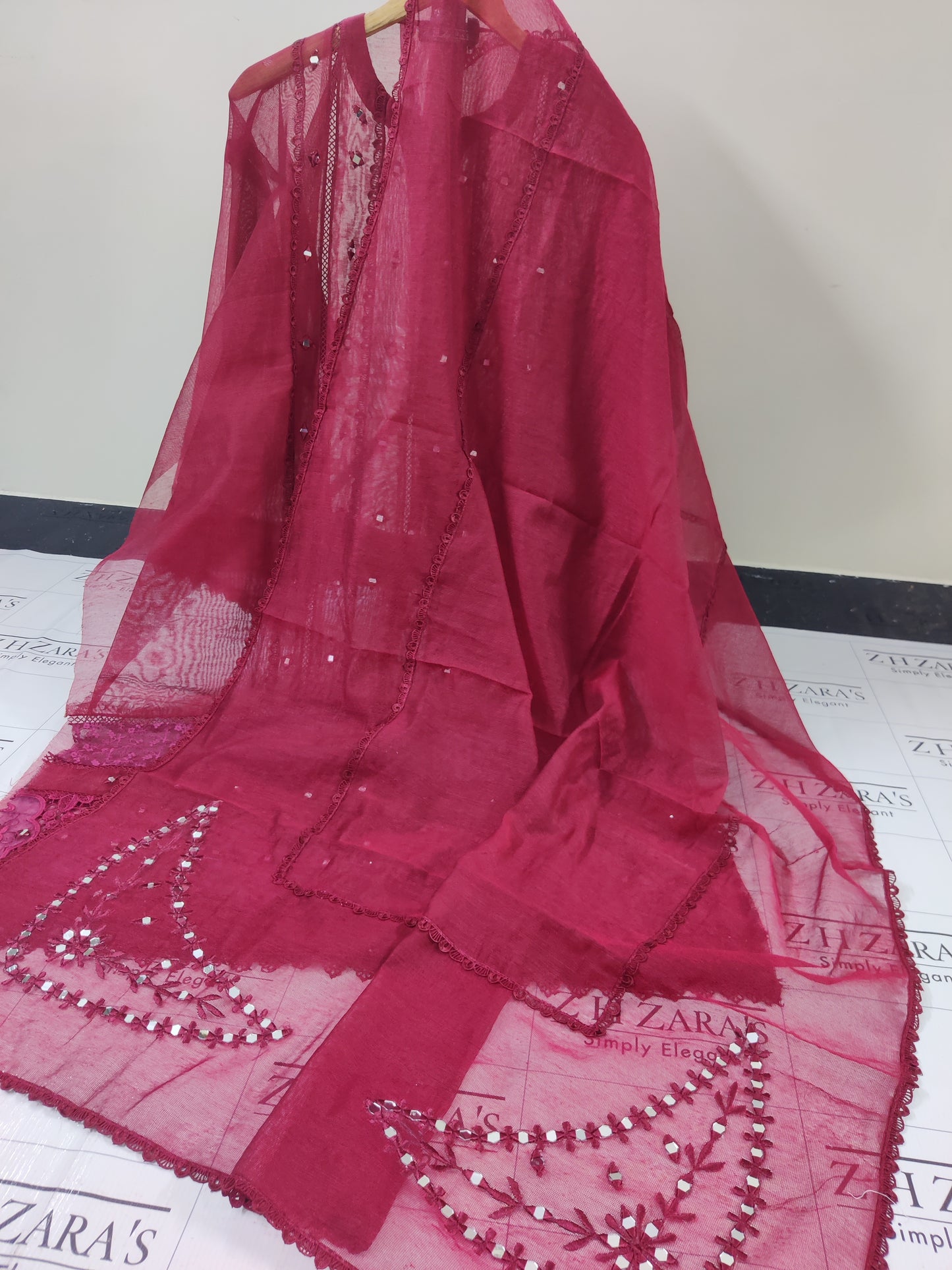 Redish Maroon Saaz 2pc