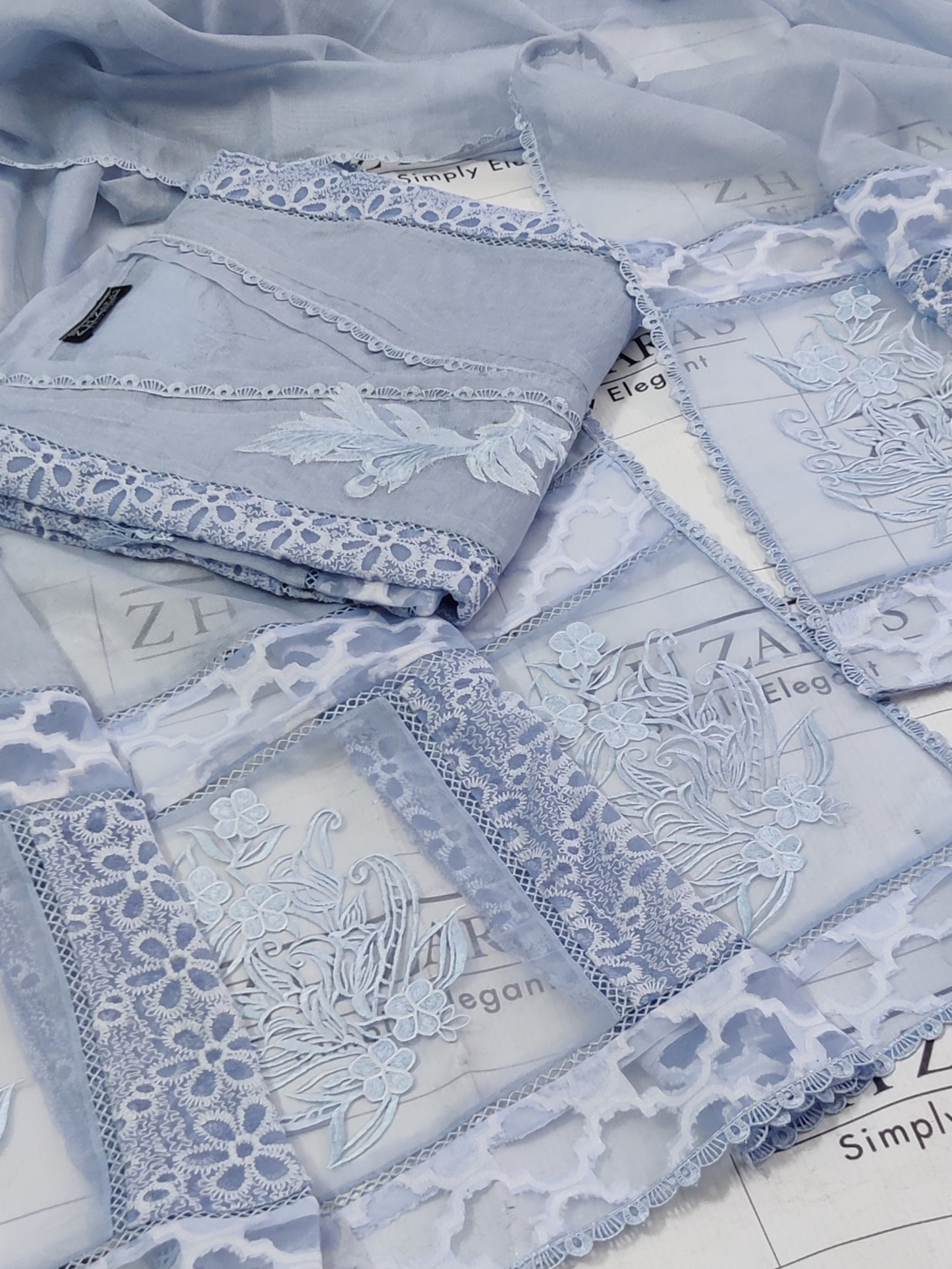 Ice Blue Pari 2pc