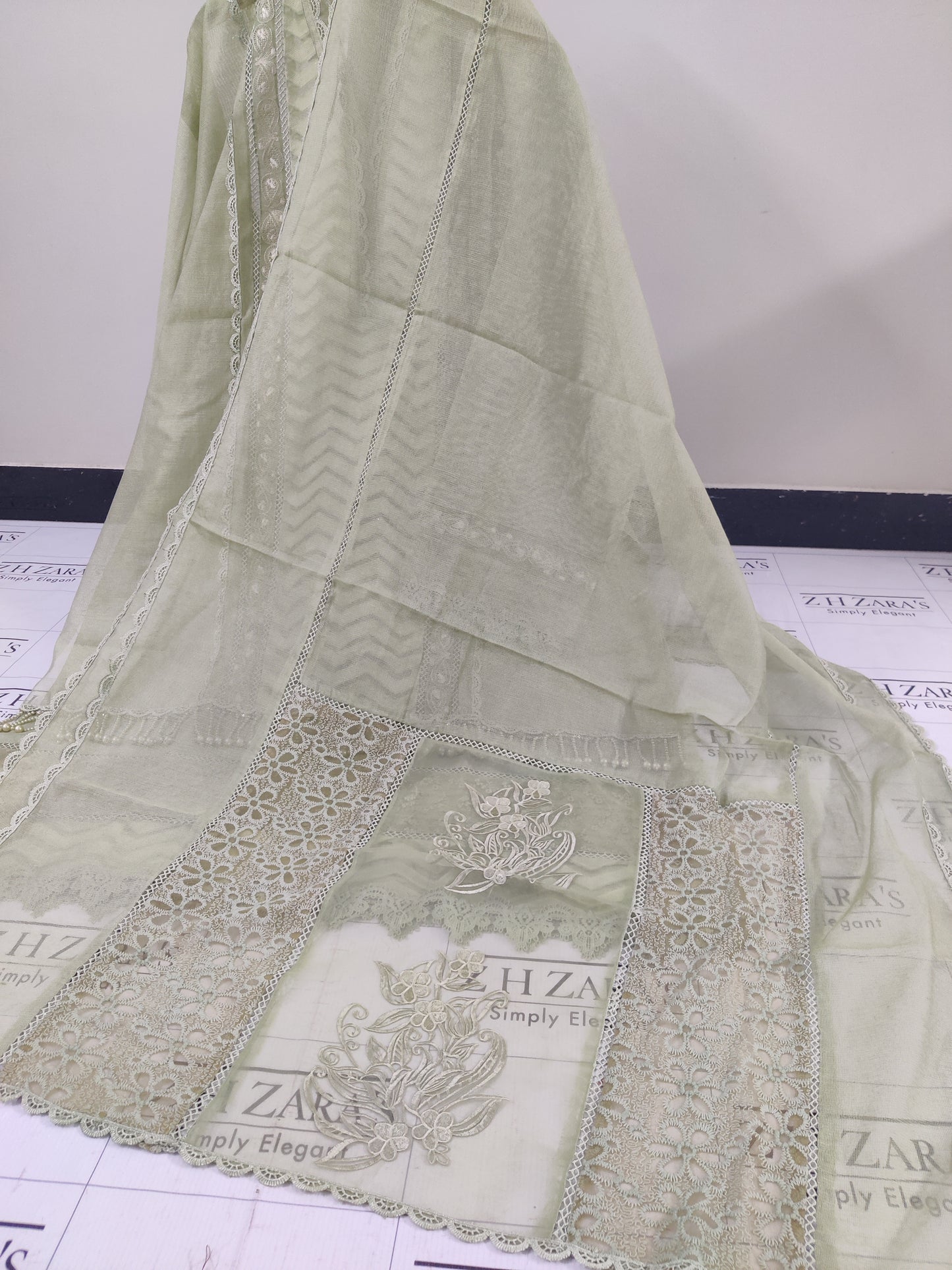 Apple Green Roohi 2pc