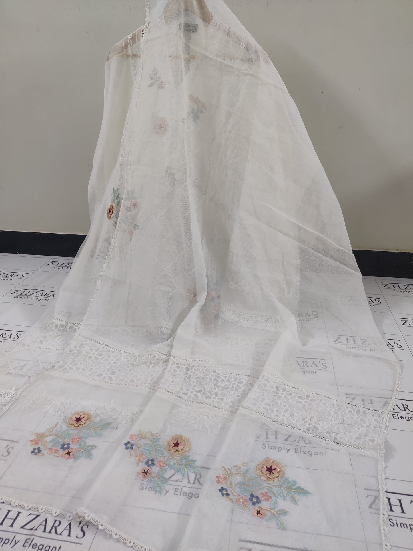 White Saiyaara 2pc