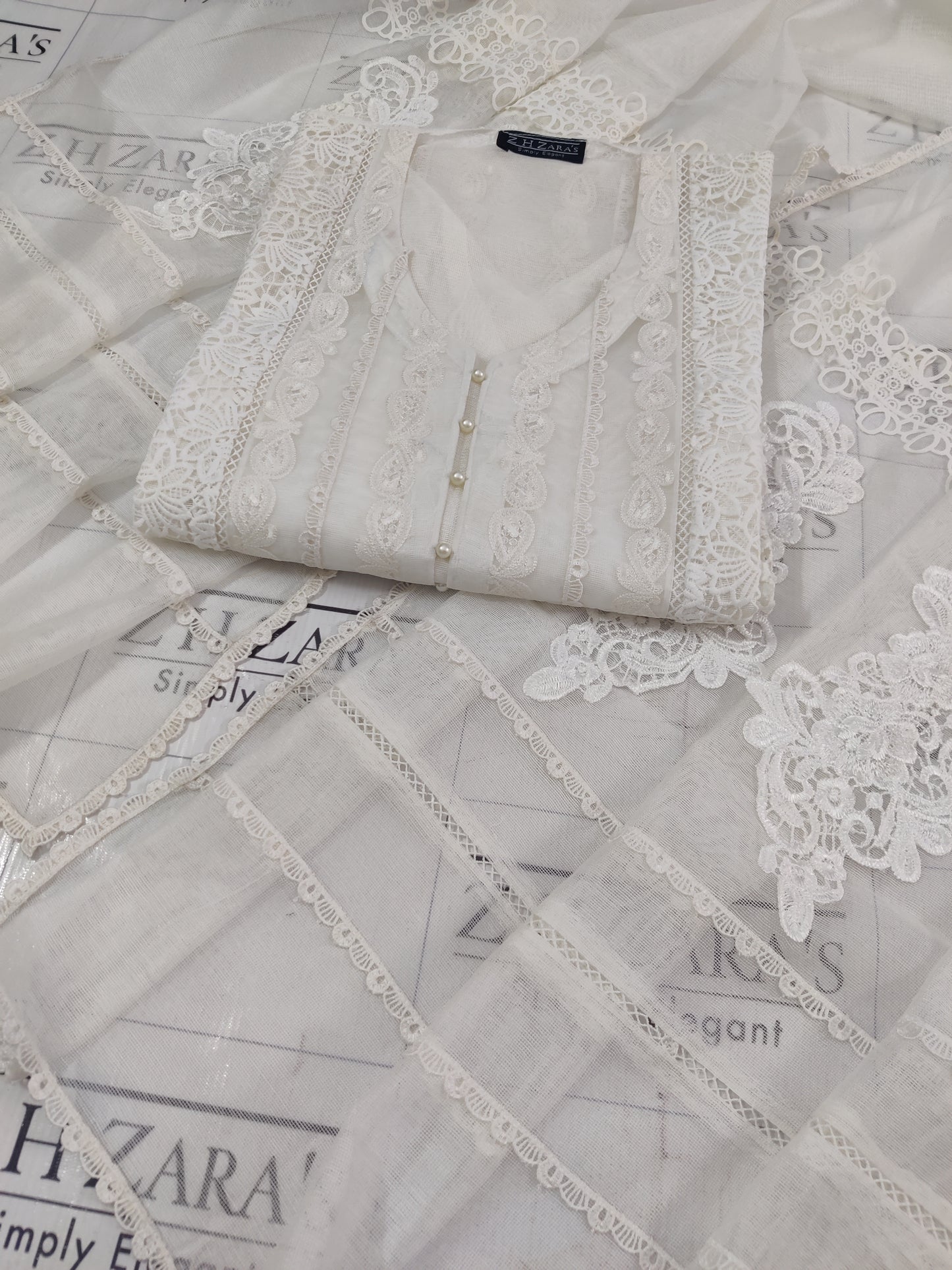 White Zoha 2pc