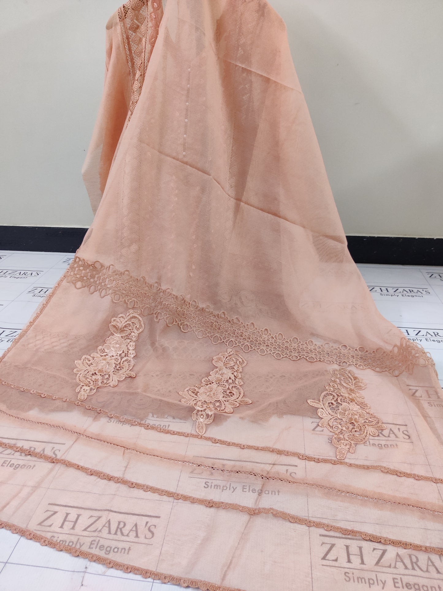 Mud Peach Zoha 2pc