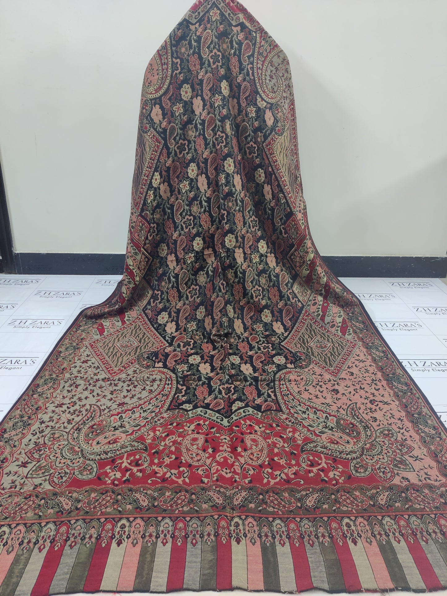 Kairi Black Red Kani Pashmina 3pc