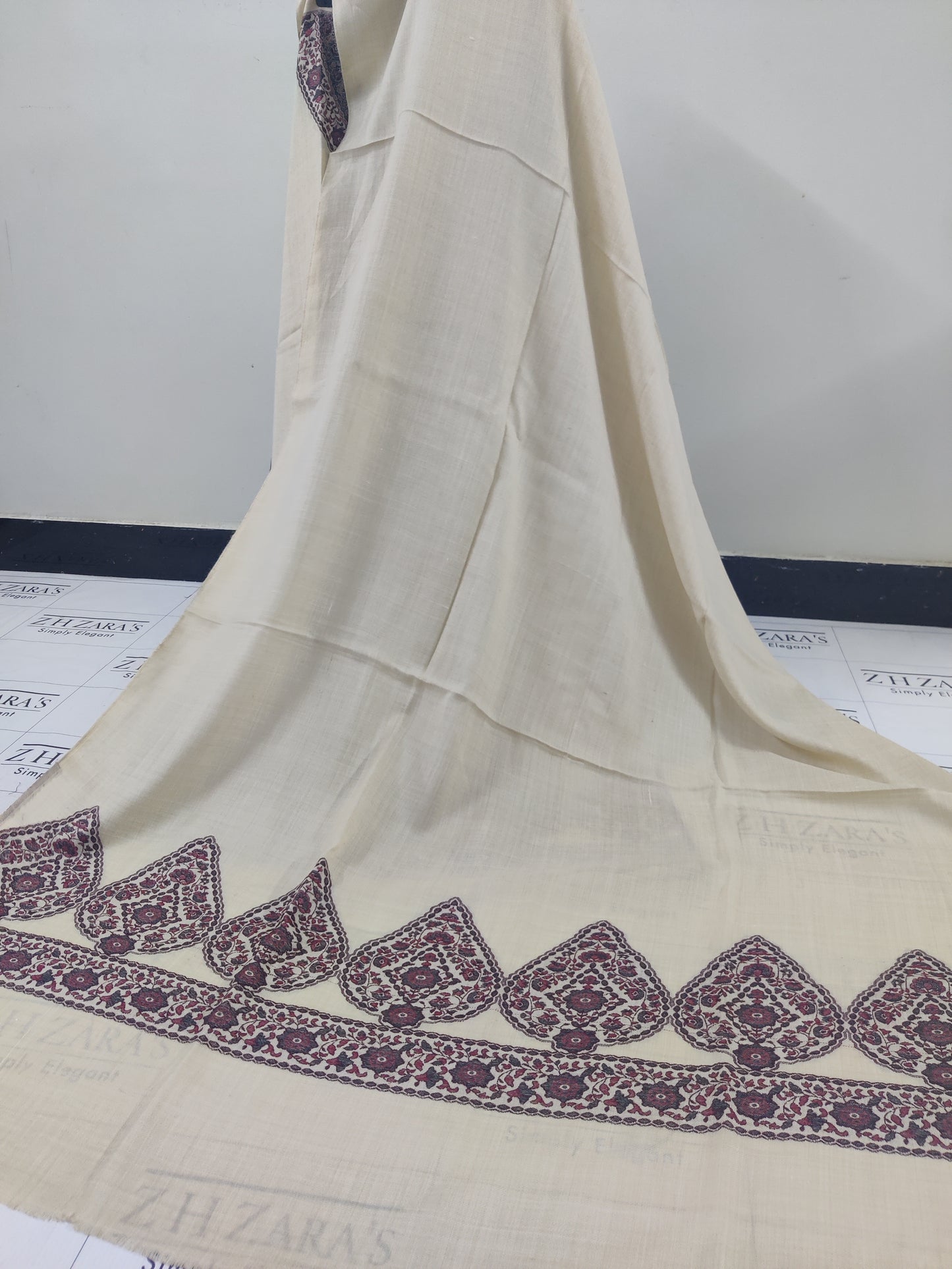Ivory Gala Kani Pashmina 3pc