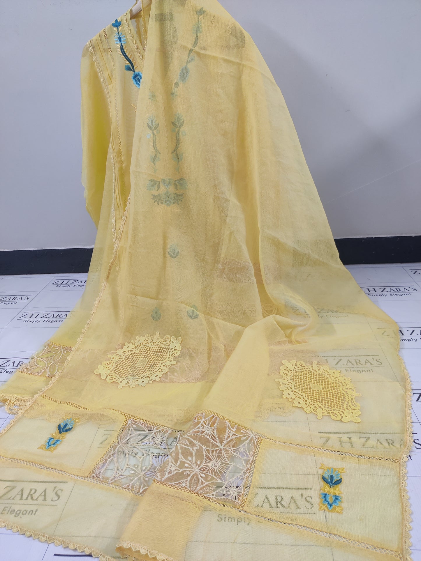 Yellow Blossom 2pc