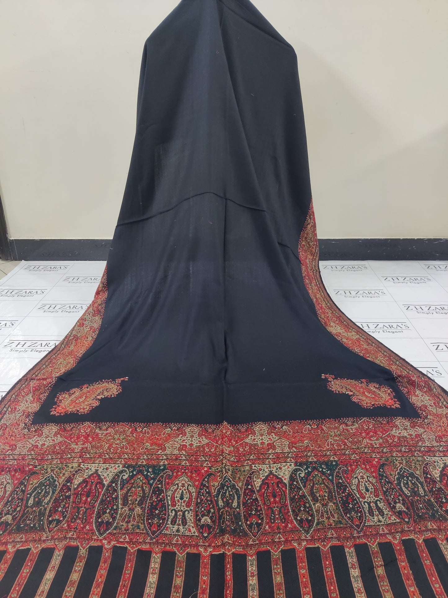 Zenia Black Pashmina Shawl & 3pc