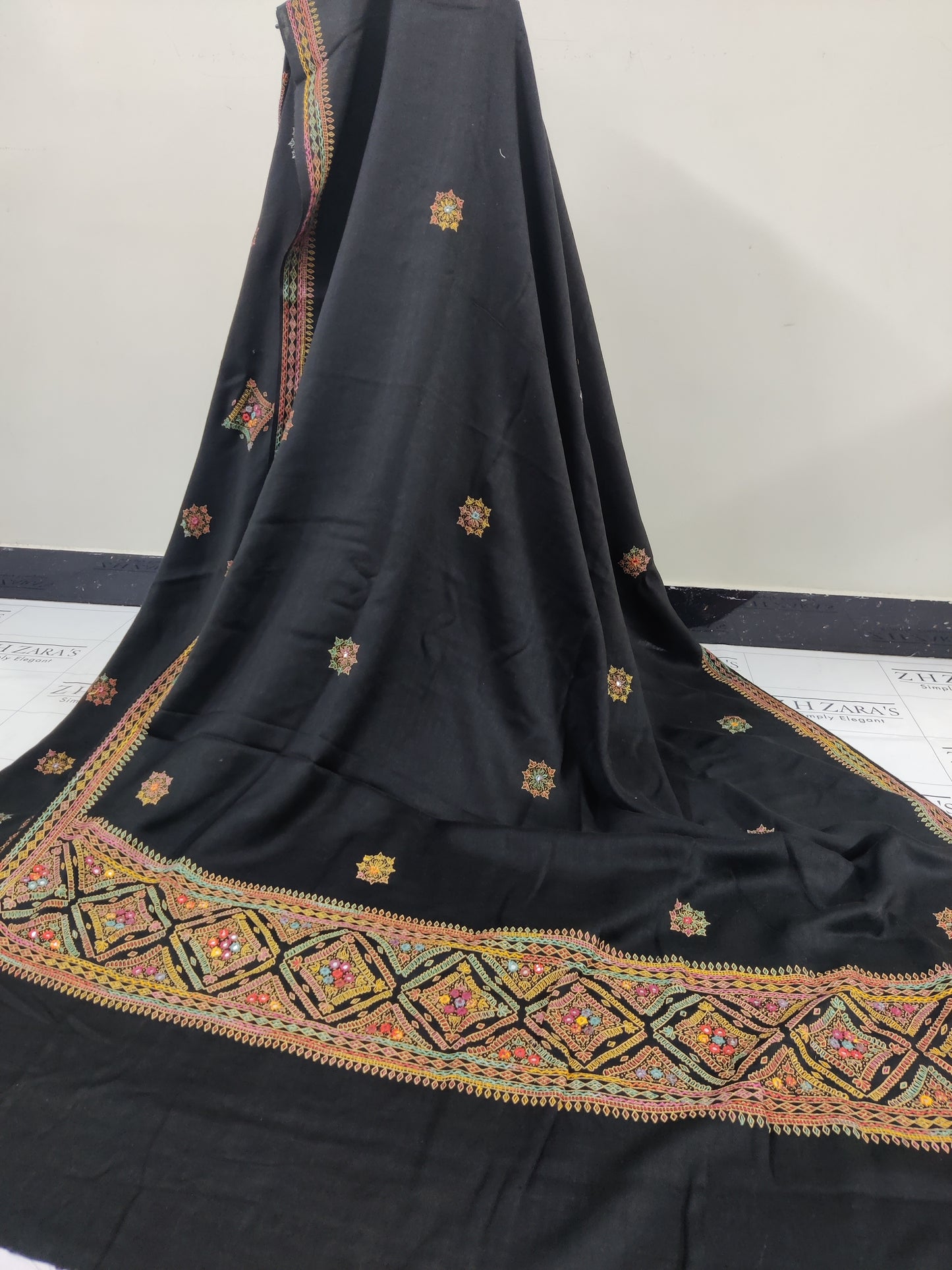 Black Needle Embroidery Pashmina 3pc