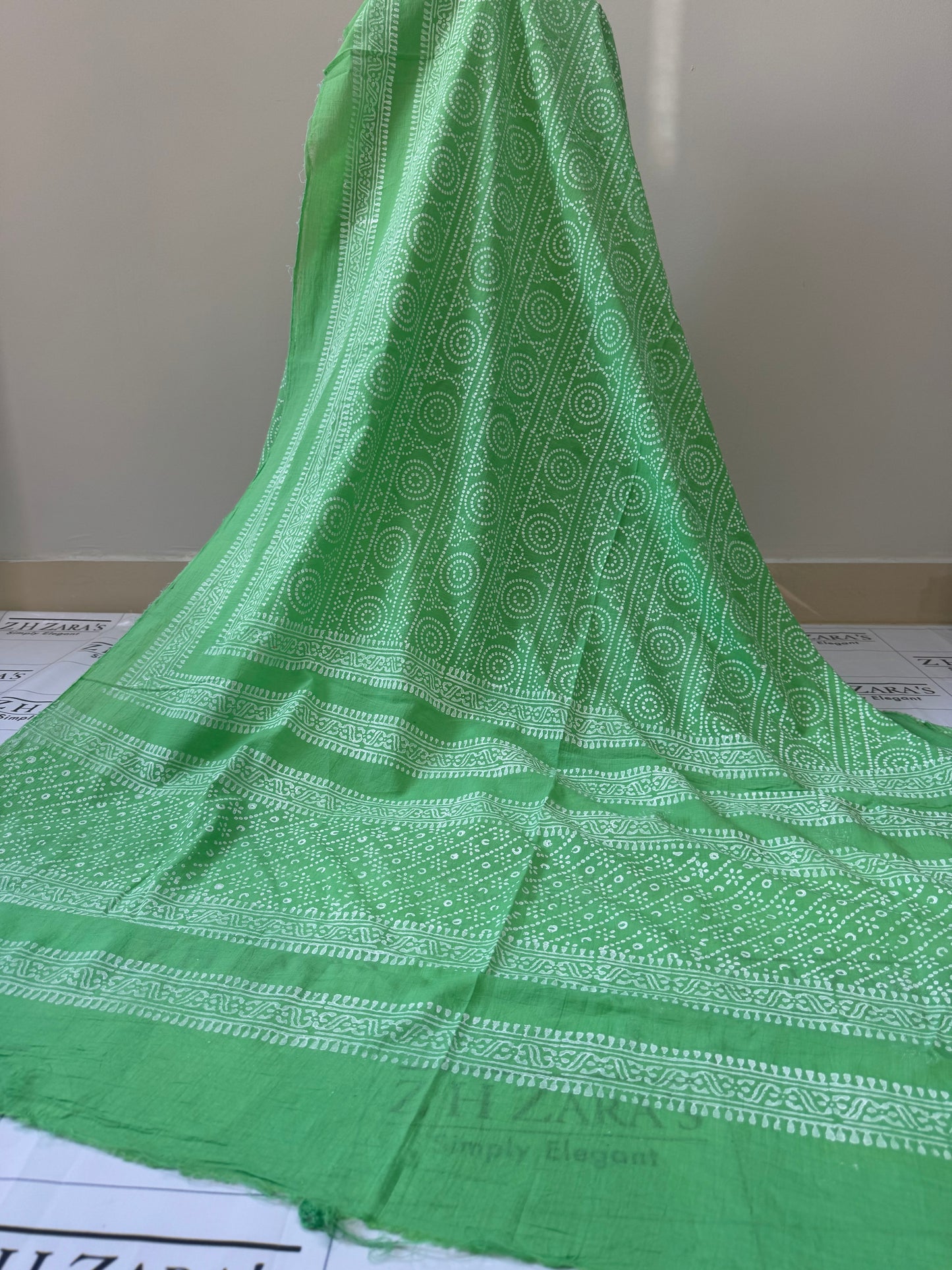 Parrot Green Liana 2pc
