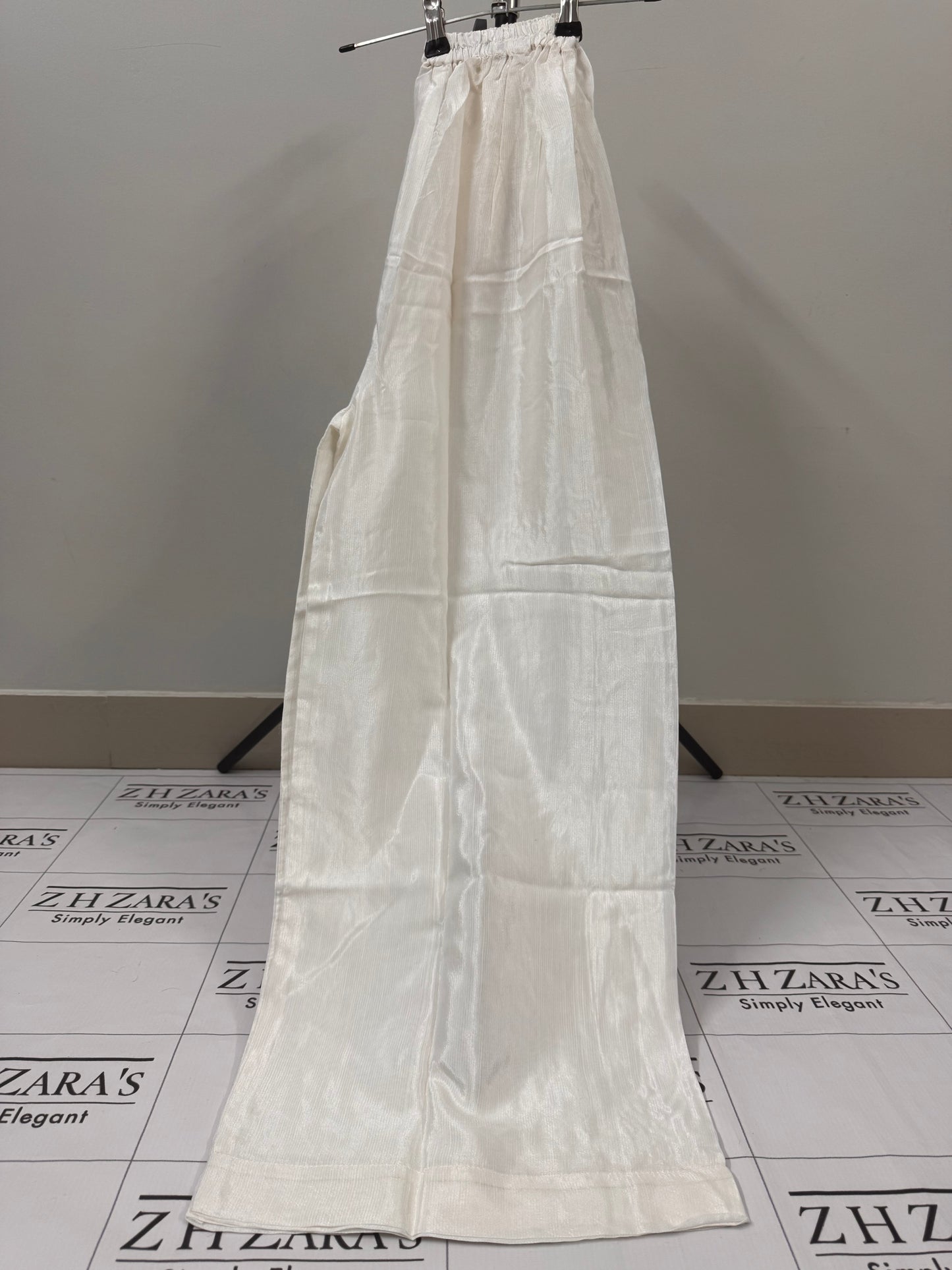 Pearl White Round Neck 2pc