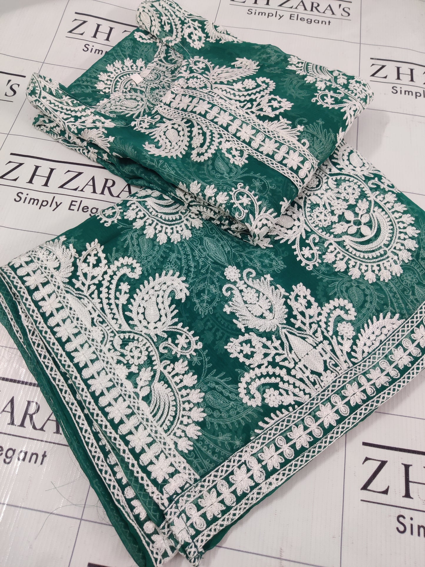 Emerald Green White Stitched 2pc
