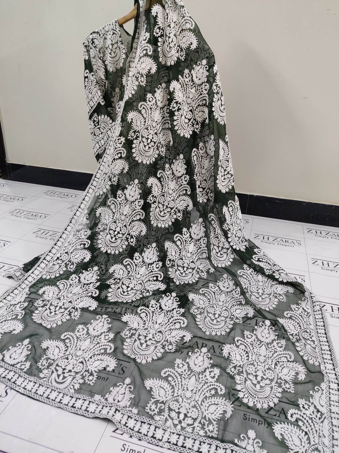 Bottle Green White Stitched 2pc