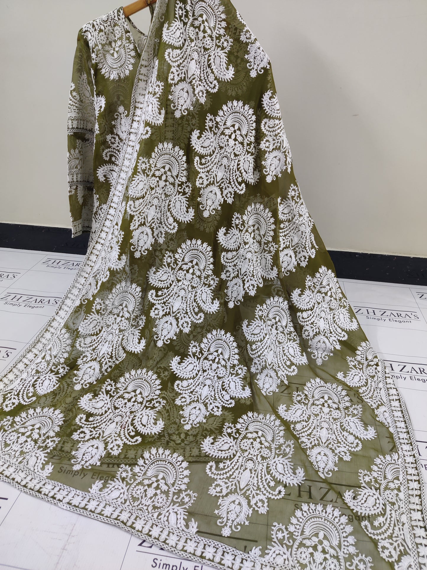 Dhani White Stitched 2pc