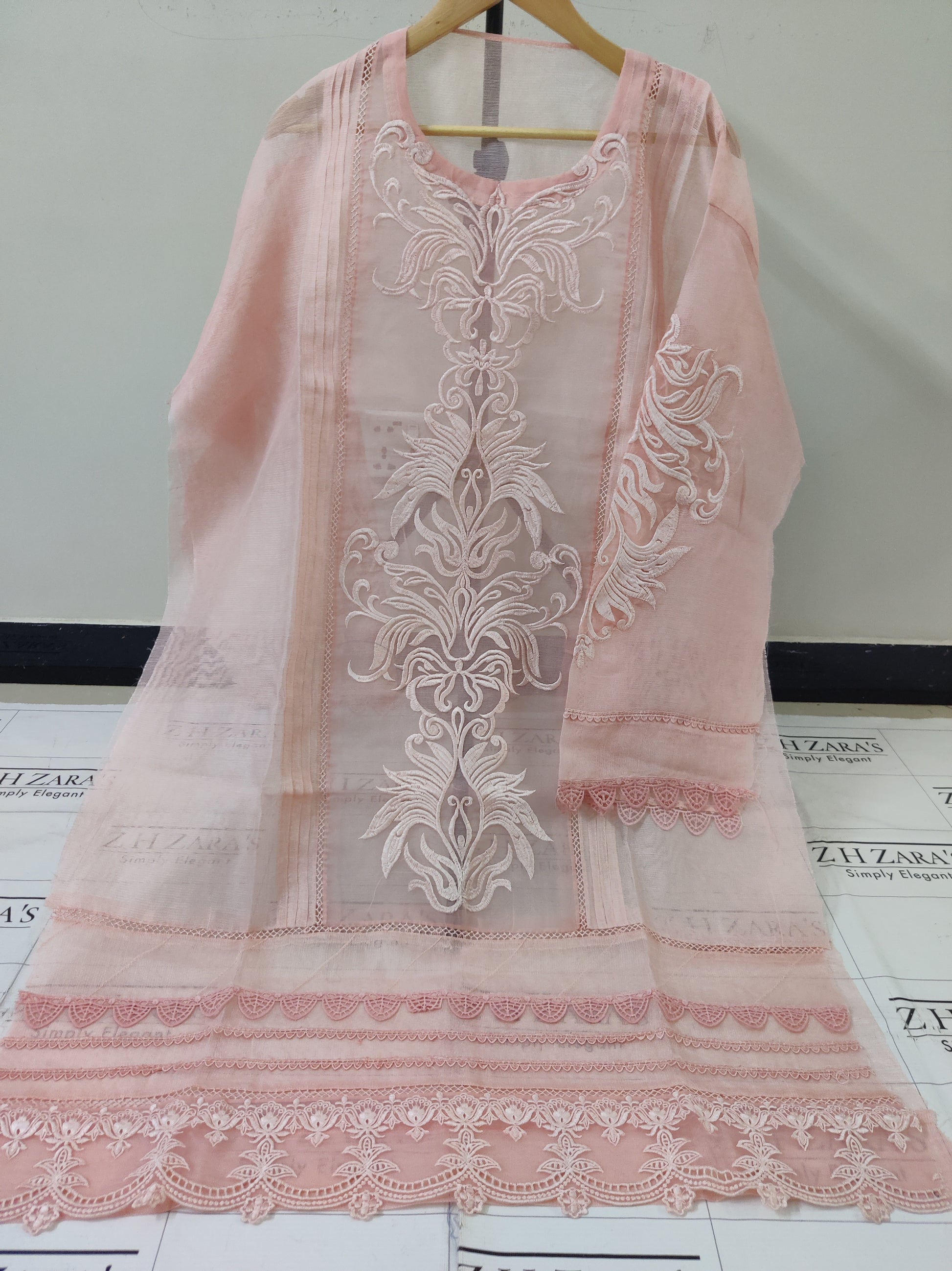 Peachy Pink Heavy EMB 2pc Z H Zara's Peachy Pink Heavy EMB 2pc Z H Zara's