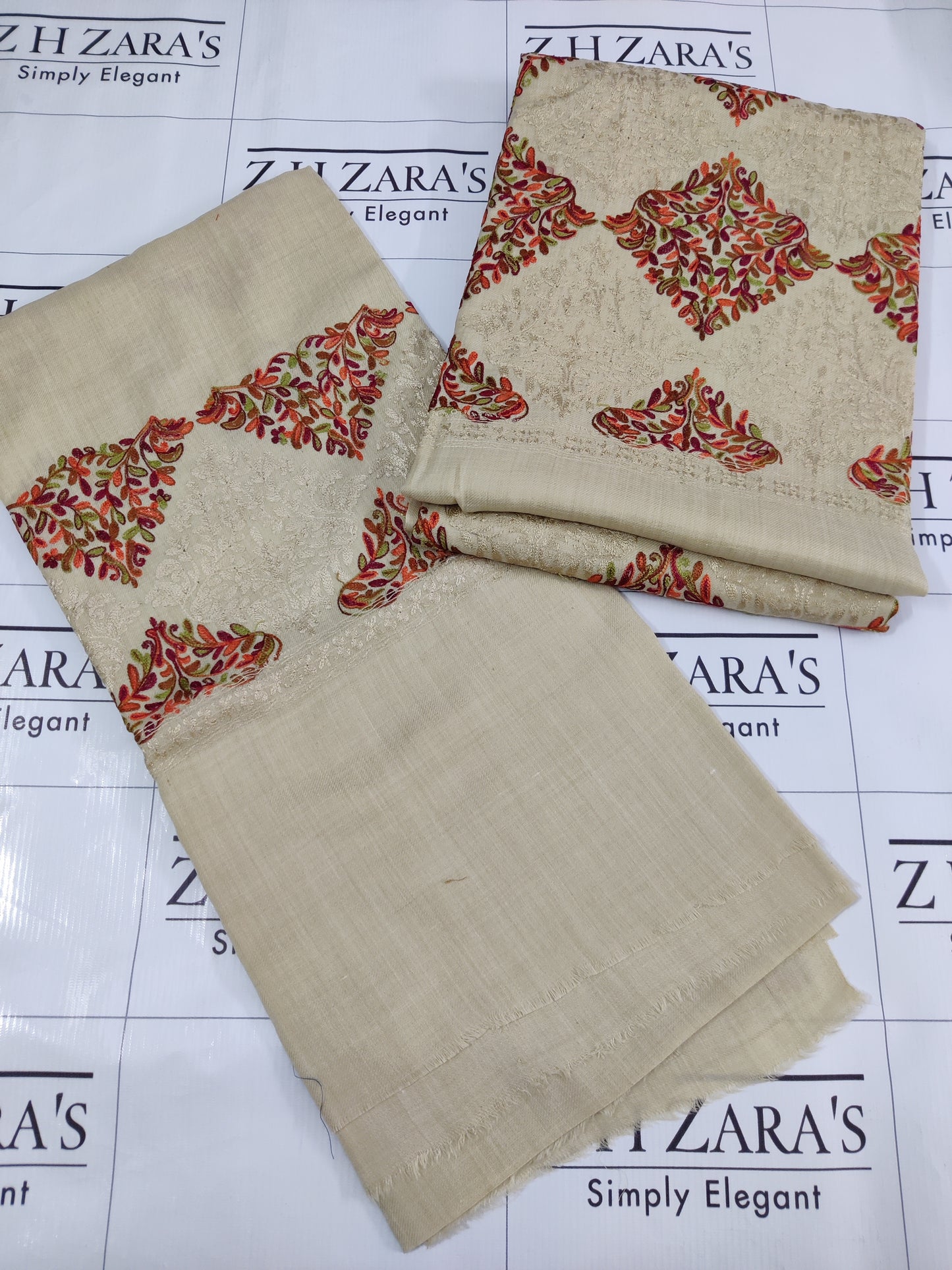 Cream Foan Embroidered Pashmina 3pc
