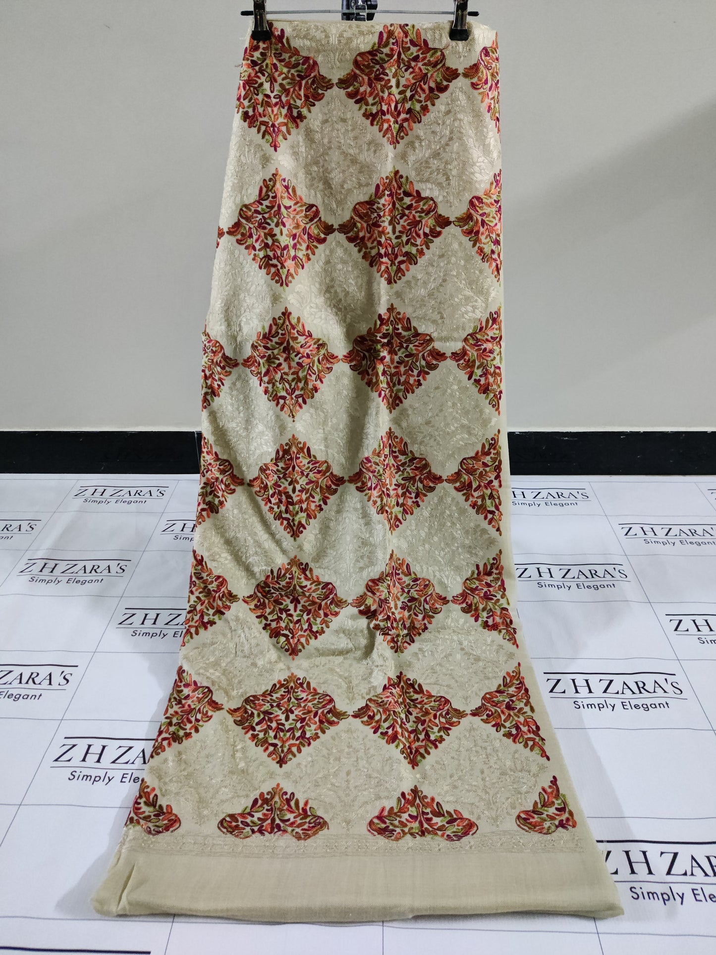 Cream Foan Embroidered Pashmina 3pc