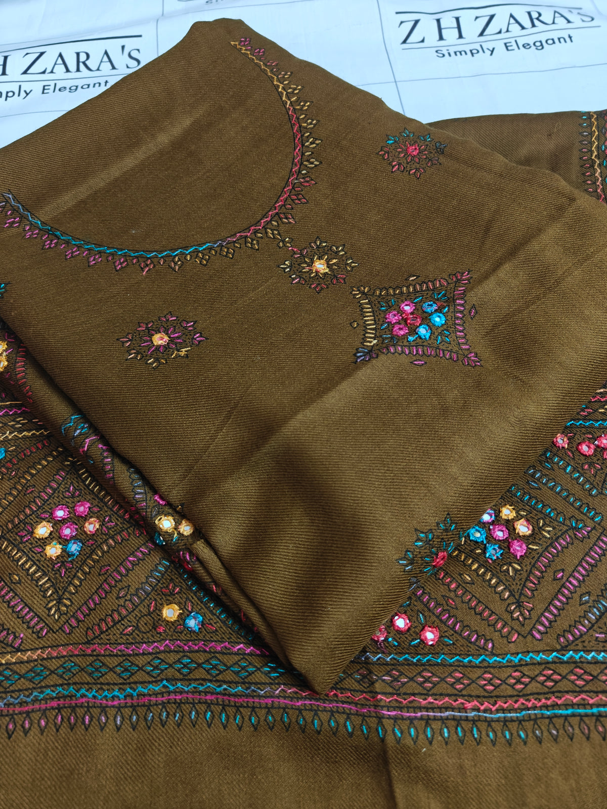 Hazel Brown Needle Mirror Embroidery Pashmina 3pc
