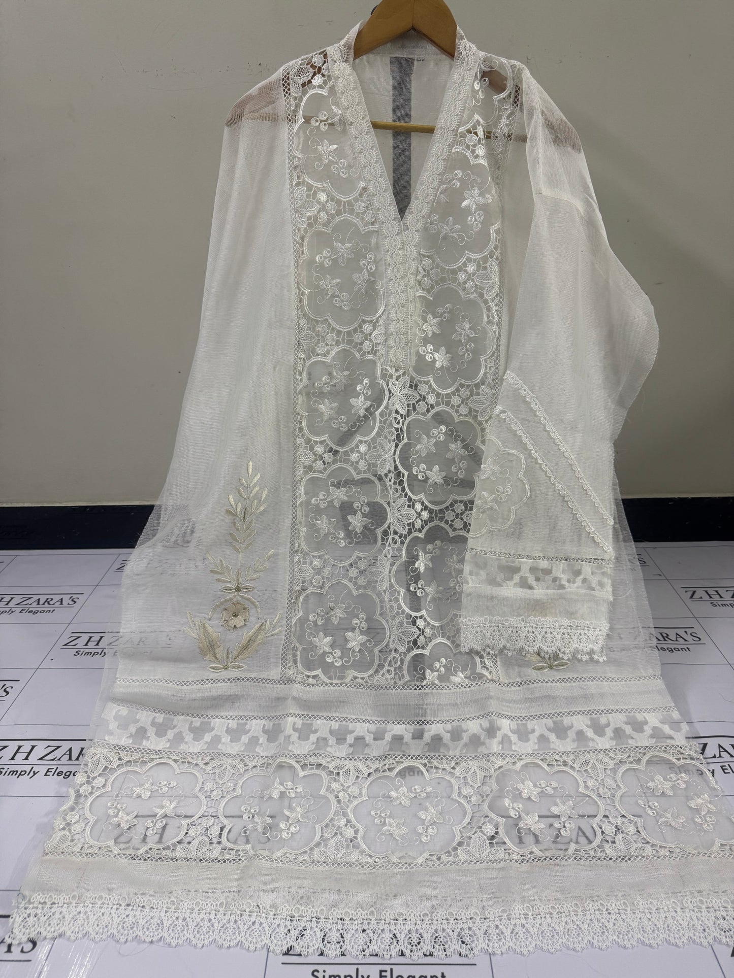 White Noor 2pc