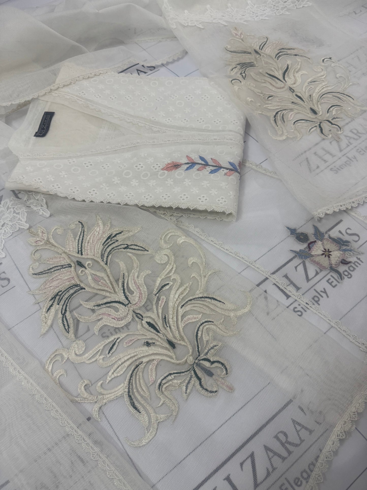 White Falak 3pc