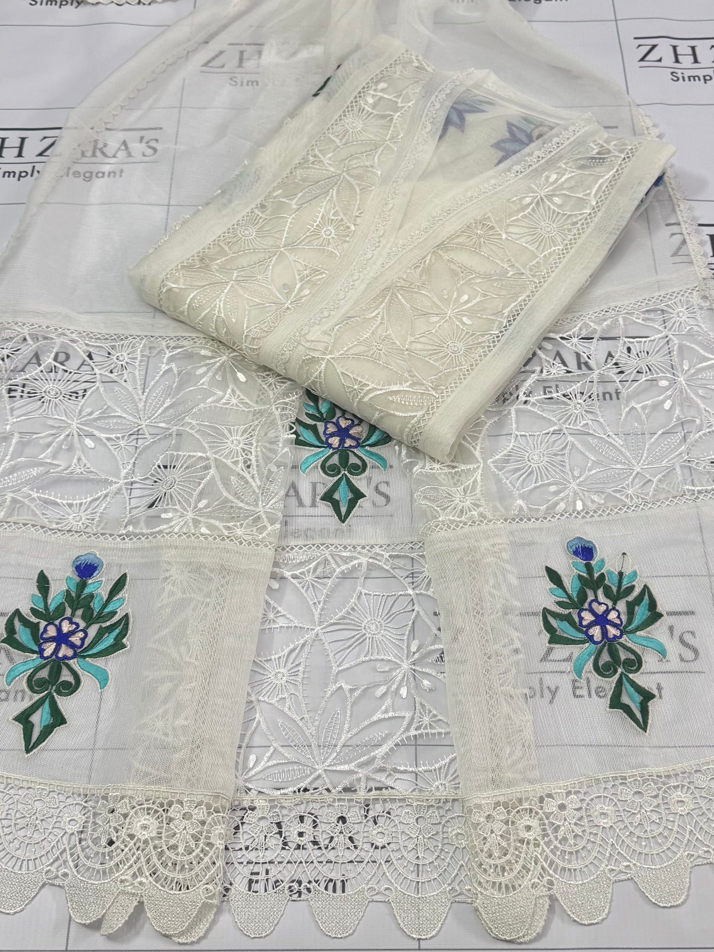 White Crochet 3pc