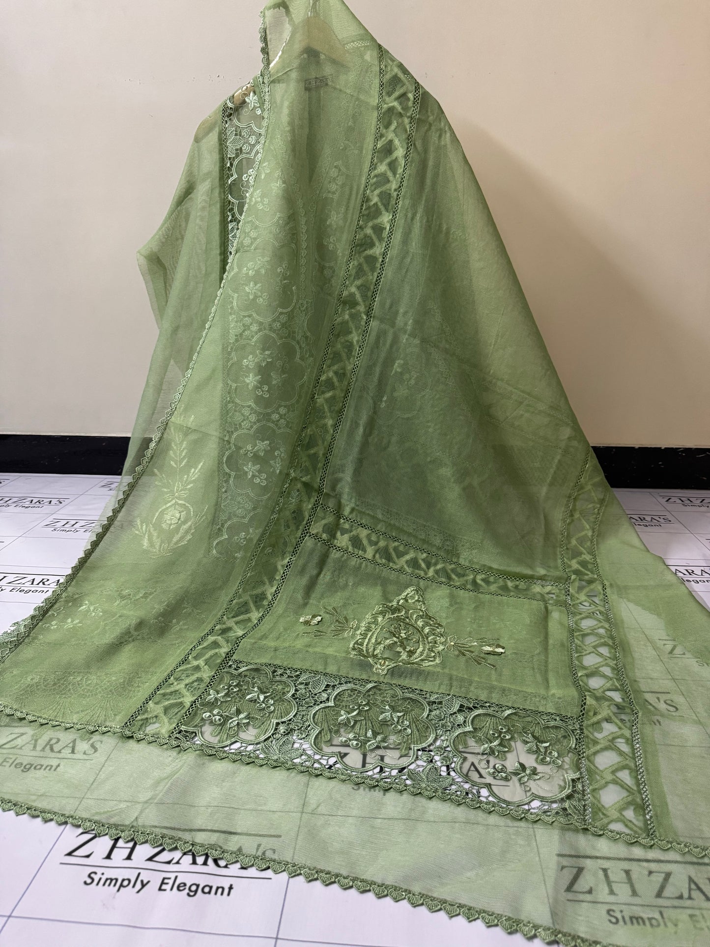 Apple Mint Green Noor 2pc