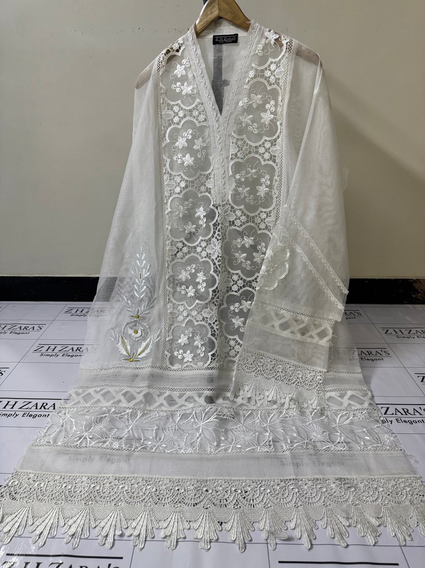 White Noor 2pc