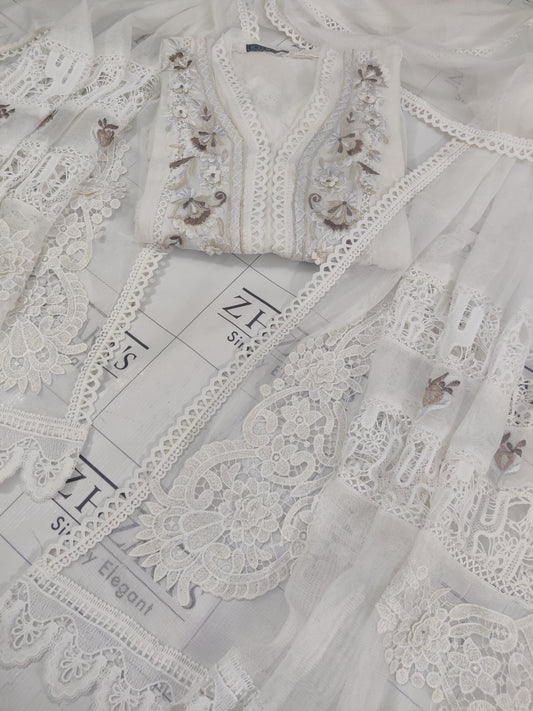 Pearl White Gala Emb 3pc