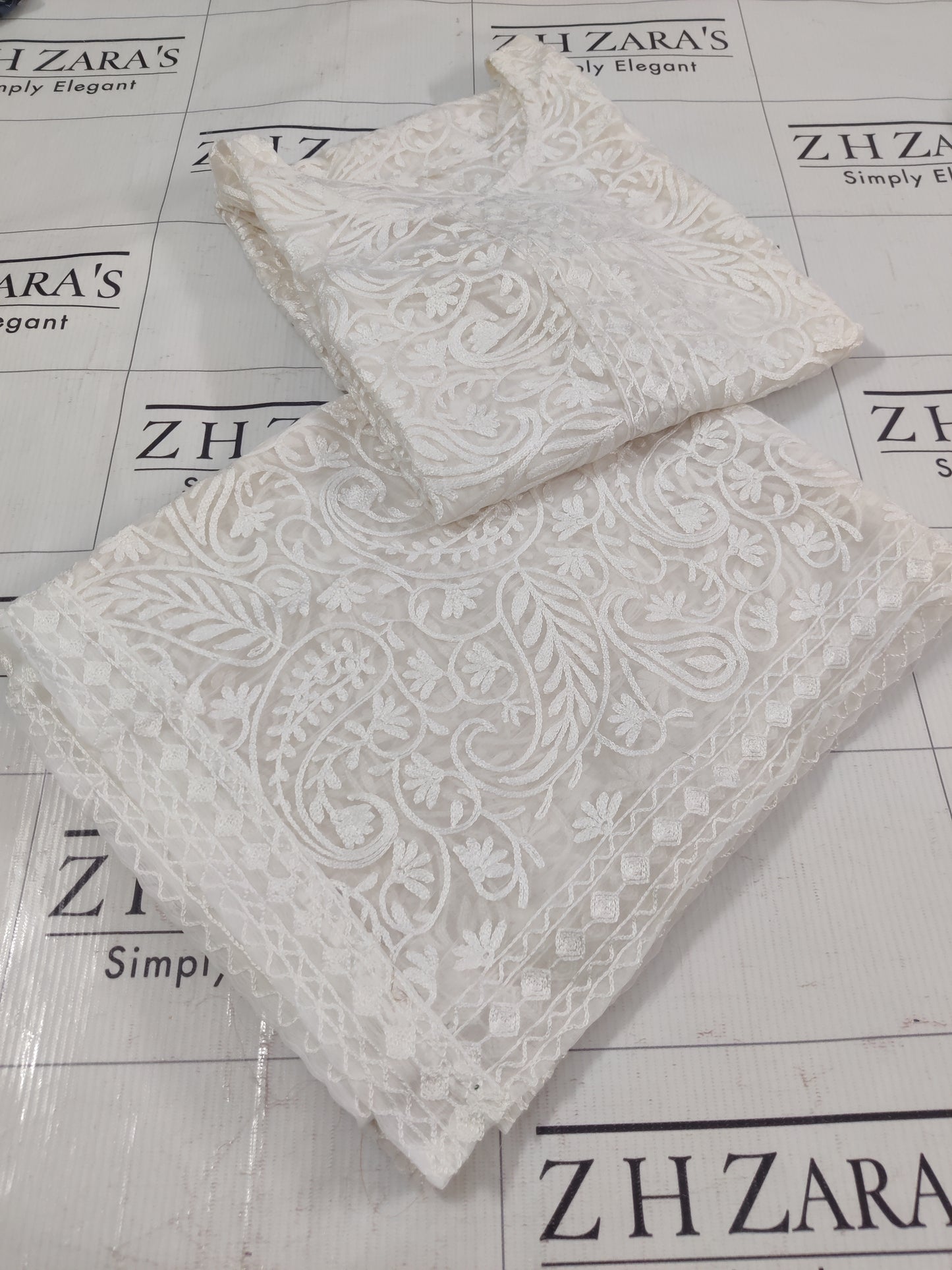 White Jaal Stitched 2pc