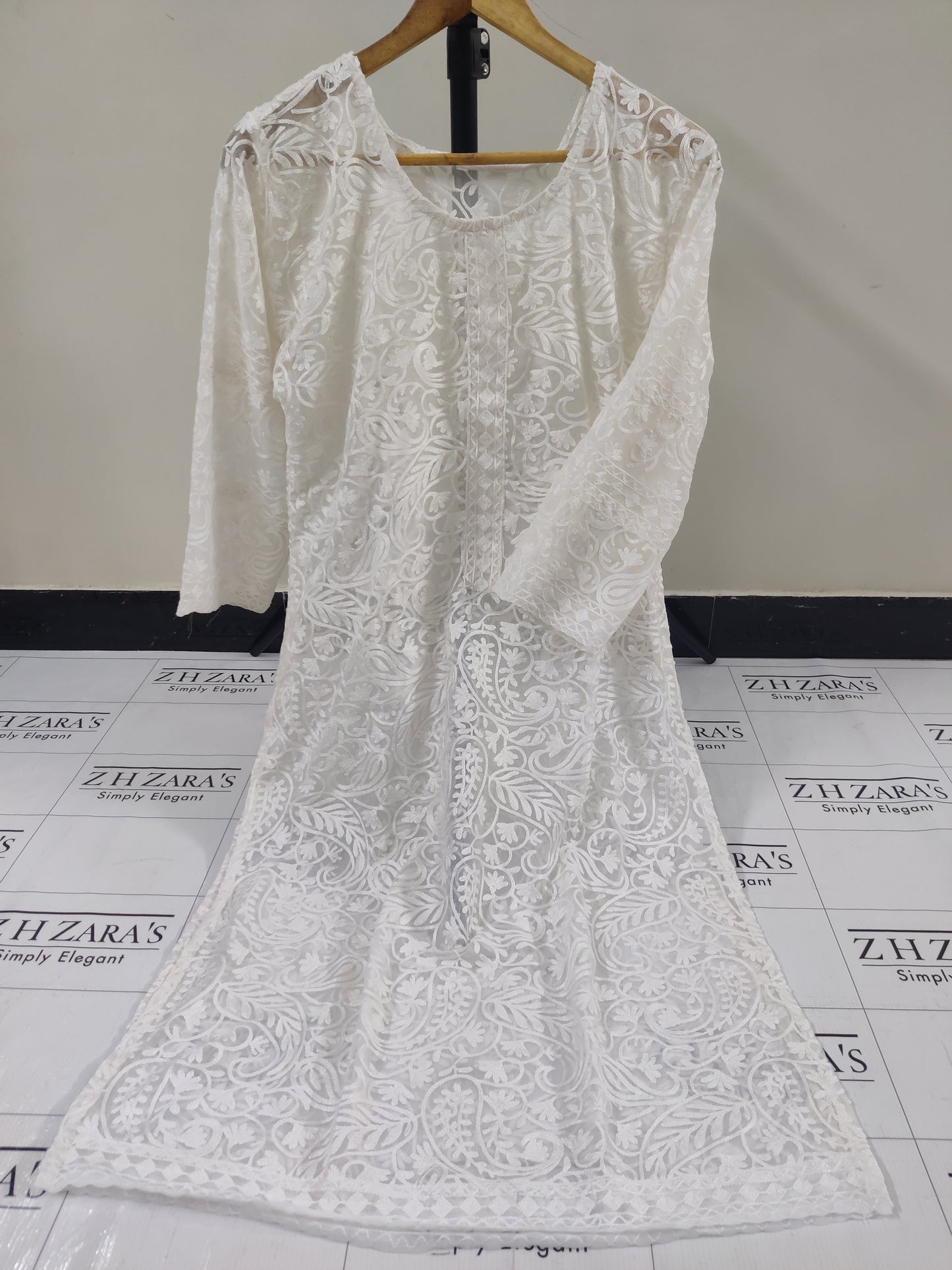 White Jaal Stitched 2pc
