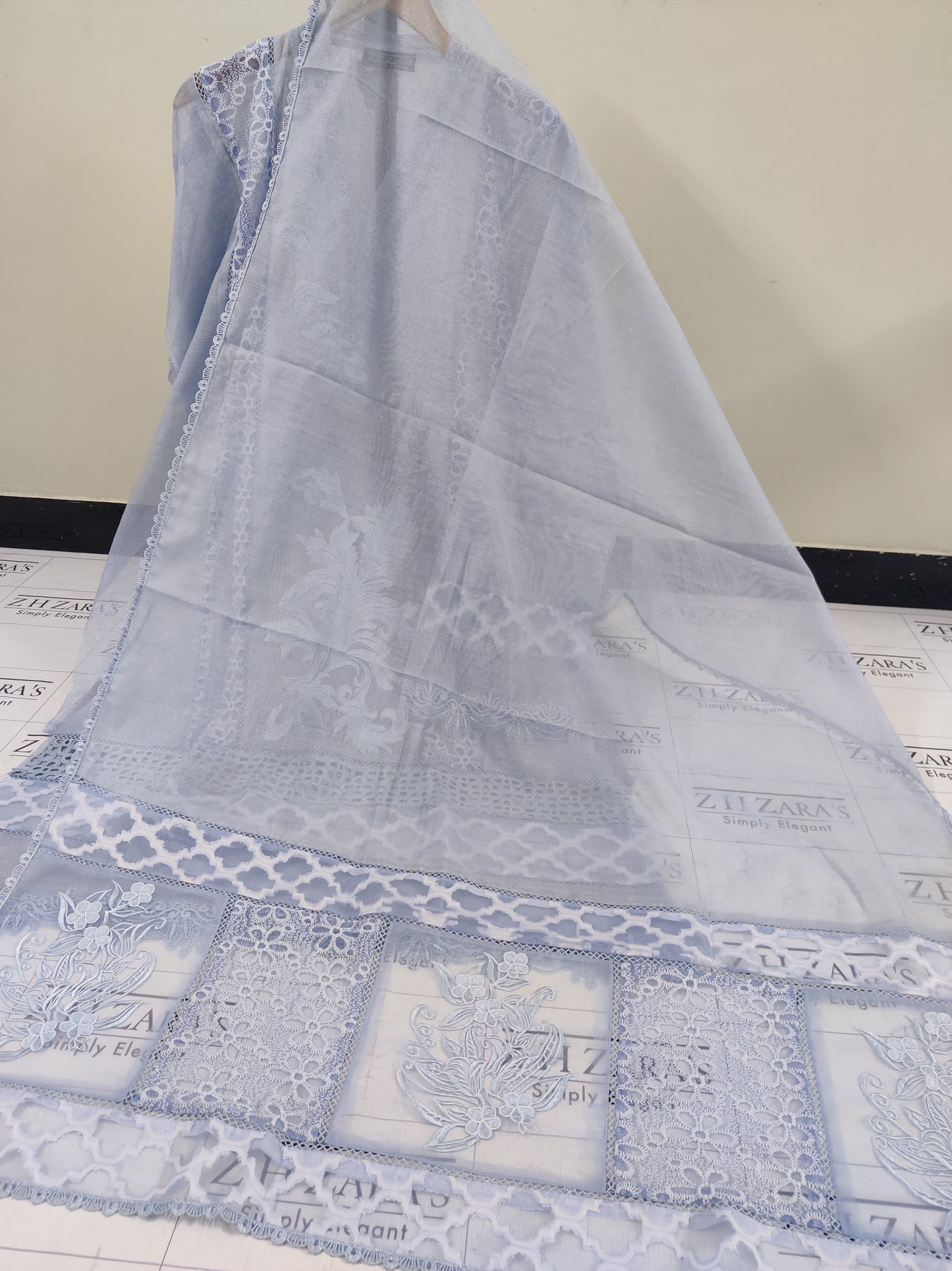 Ice Blue Pari 2pc