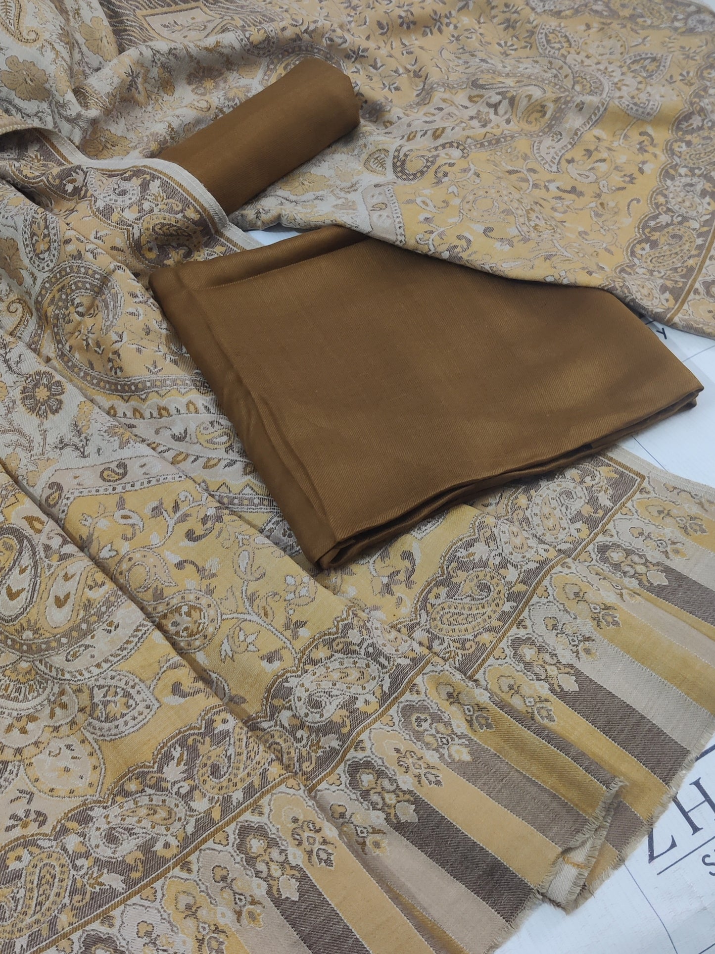 Kairi Hazel Beige Kani Pashmina 3pc