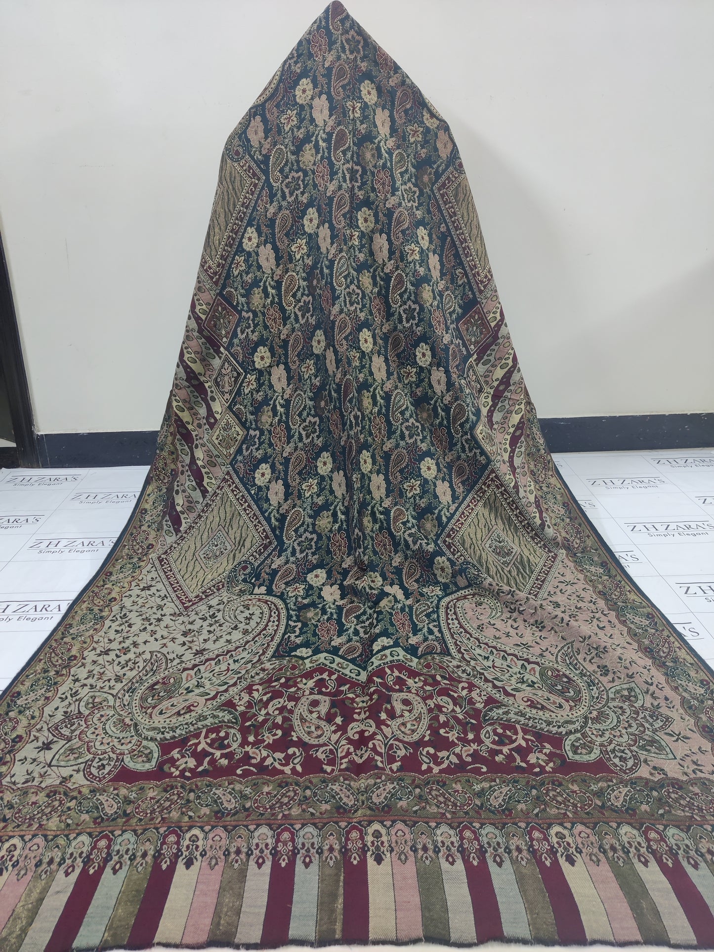 Kairi Maroon Kani Pashmina 3pc