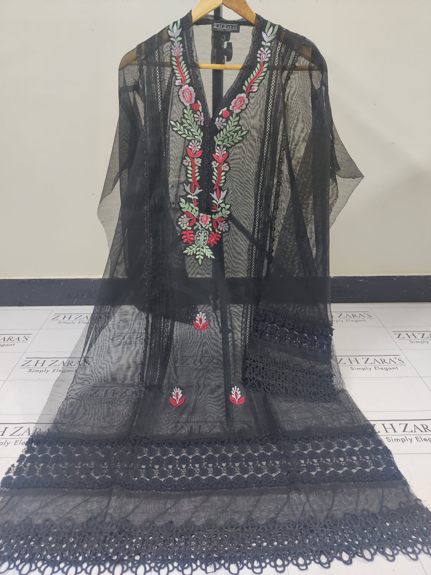 Black Blossom 2pc