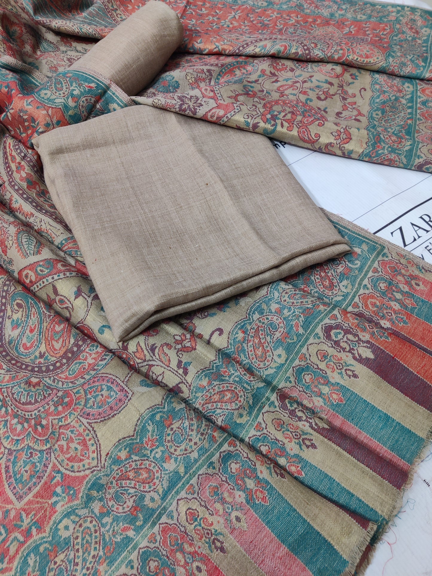 Kairi Multi Beige Kani Pashmina 3pc