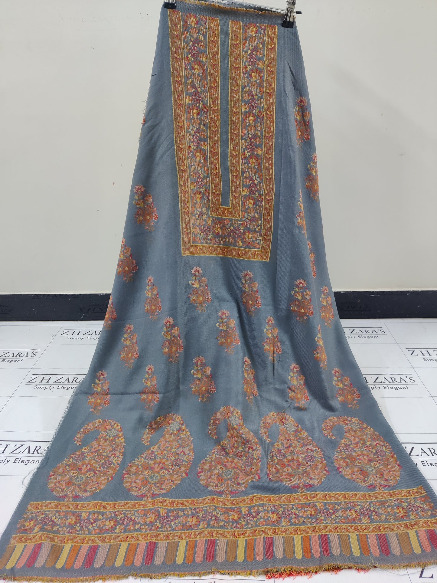 Metallic Grey Jacquard Kani Pashmina 3pc