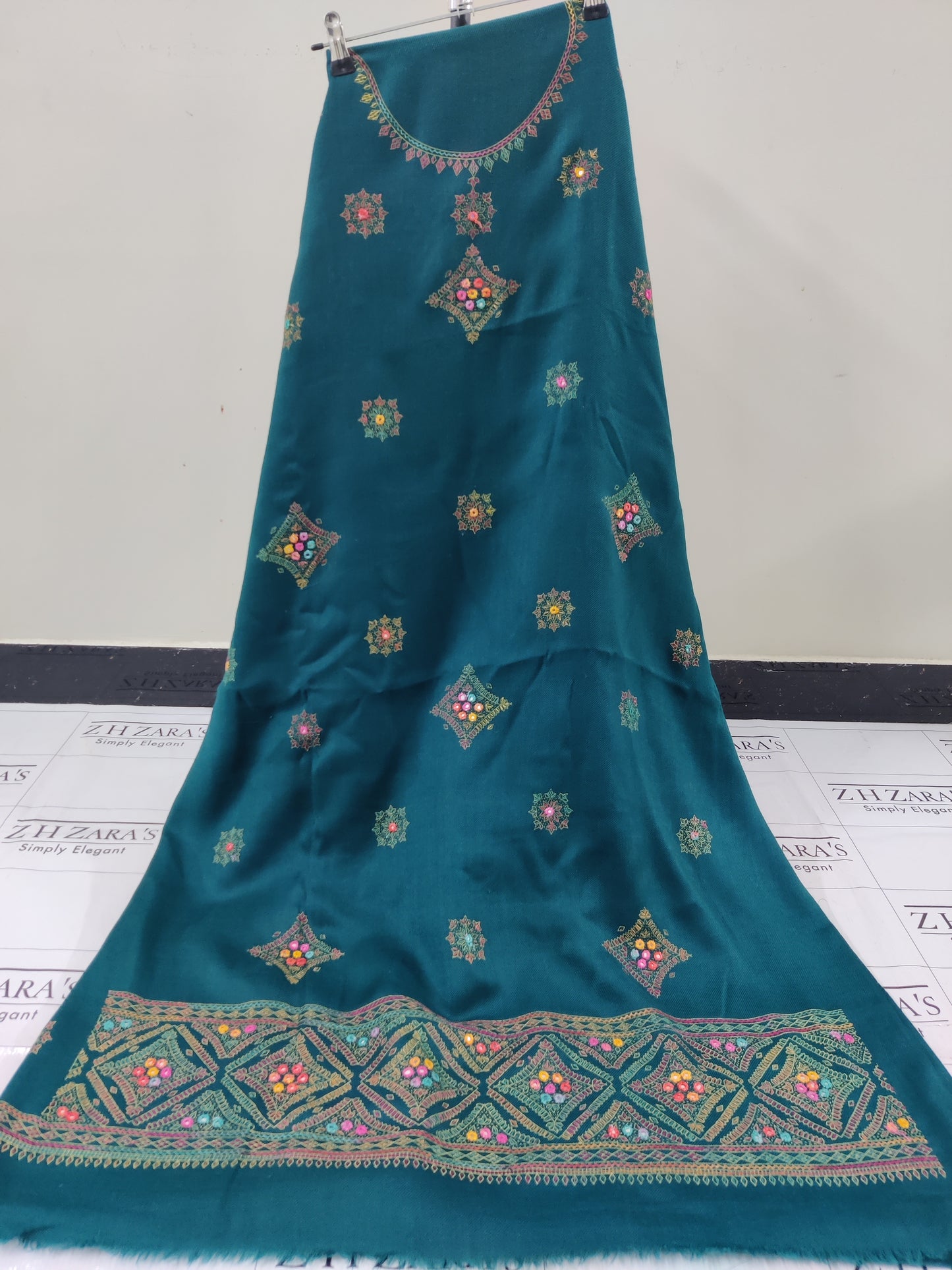 Peacock Green Needle Embroidery Pashmina 3pc