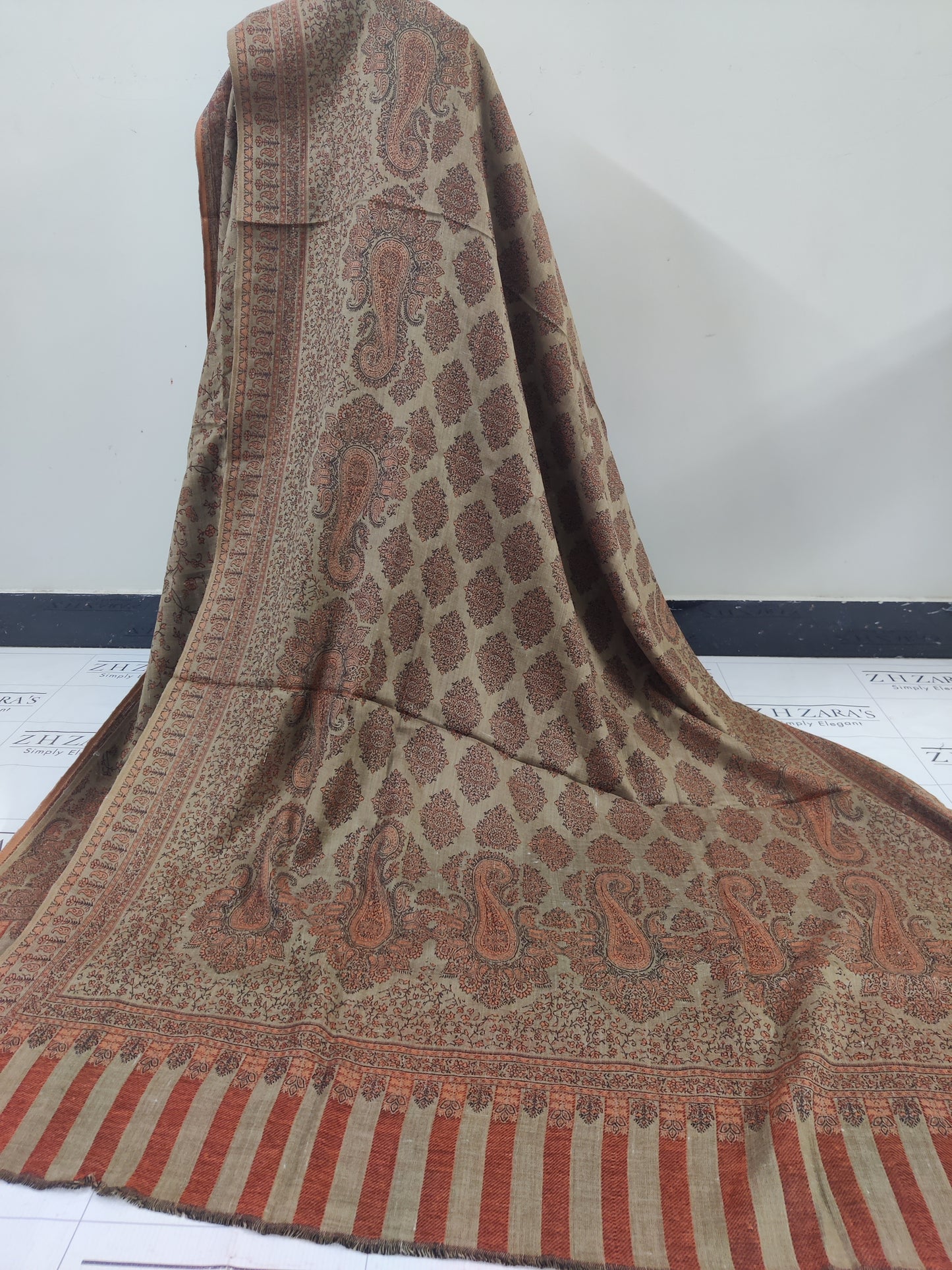 Camel Rust Gala Double Kani Pashmina 3pc