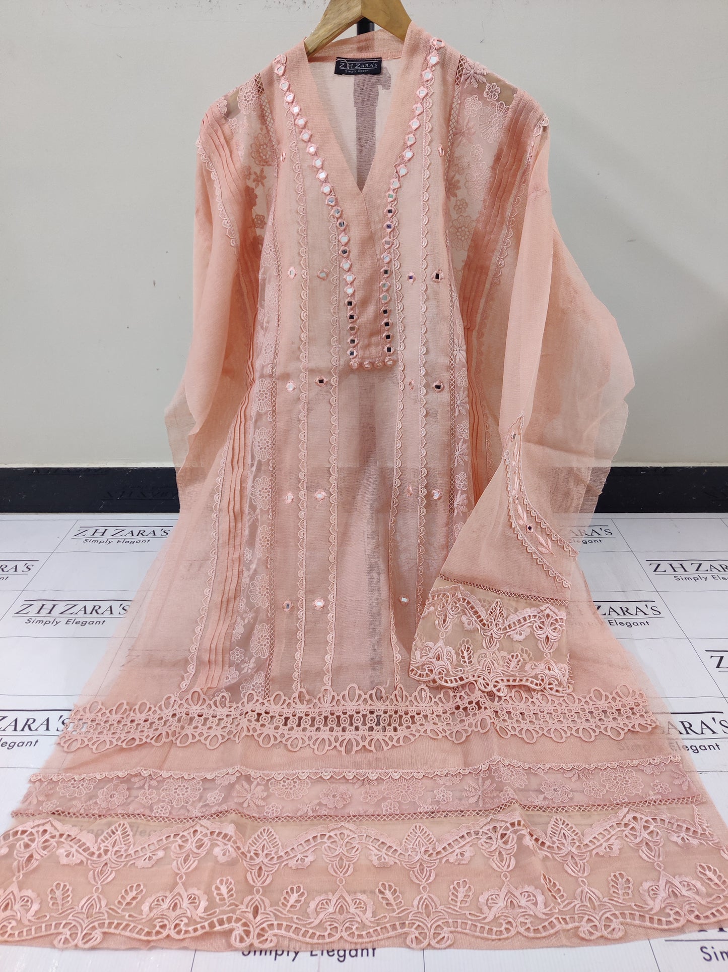 Peachy Pink Mirror Cutwork 2pc