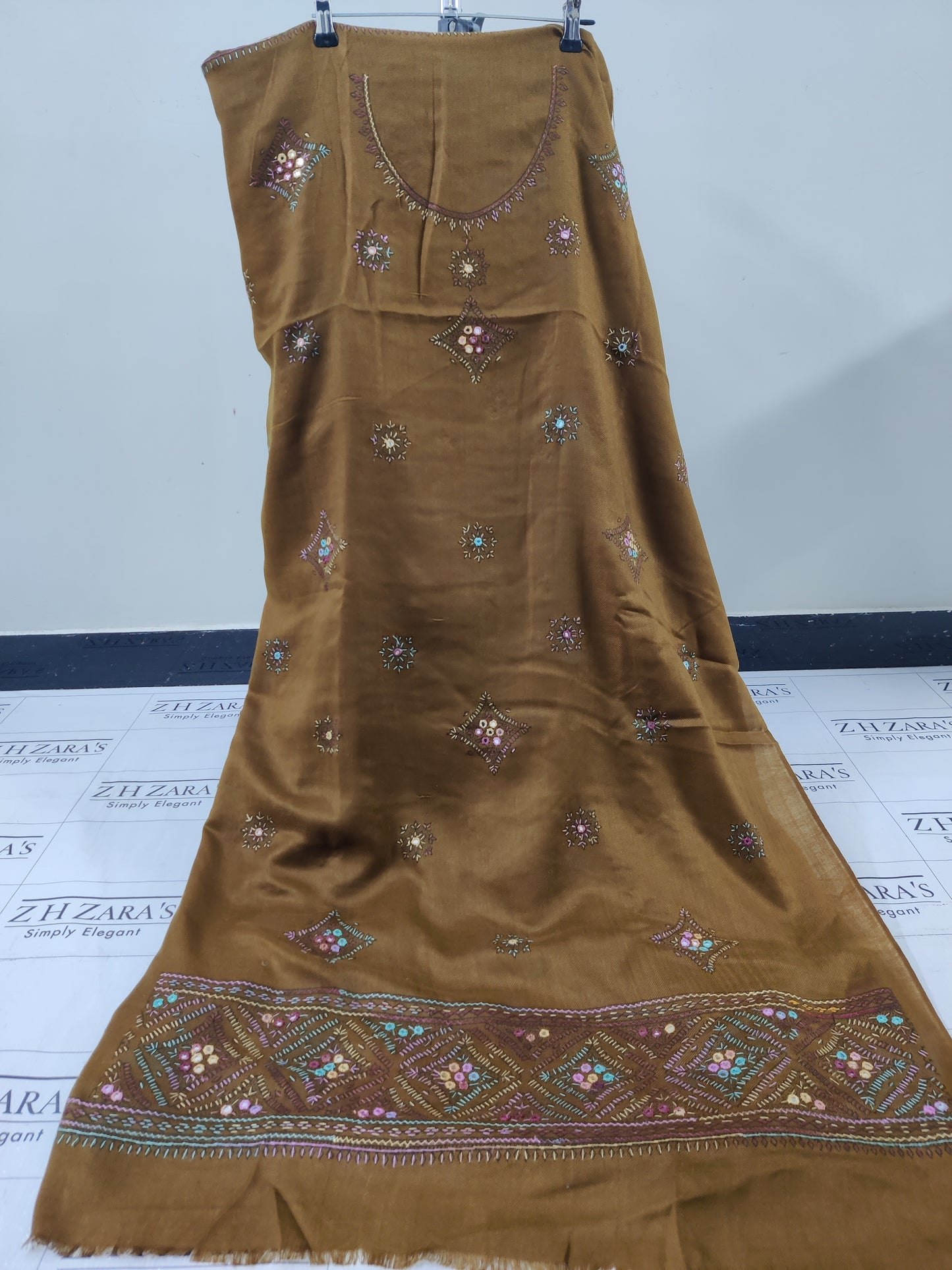 Hazel Brown Needle Embroidery Pashmina 3pc